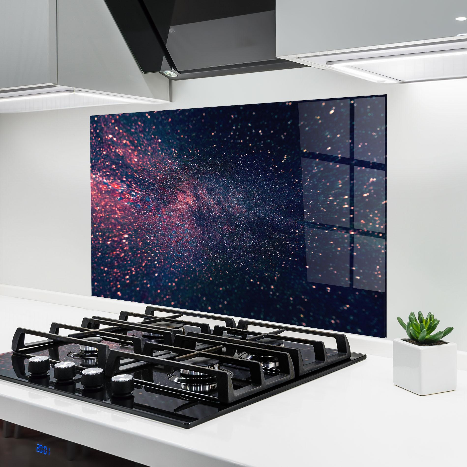 Küchenrückwand Glas Purple Spark mockup 6