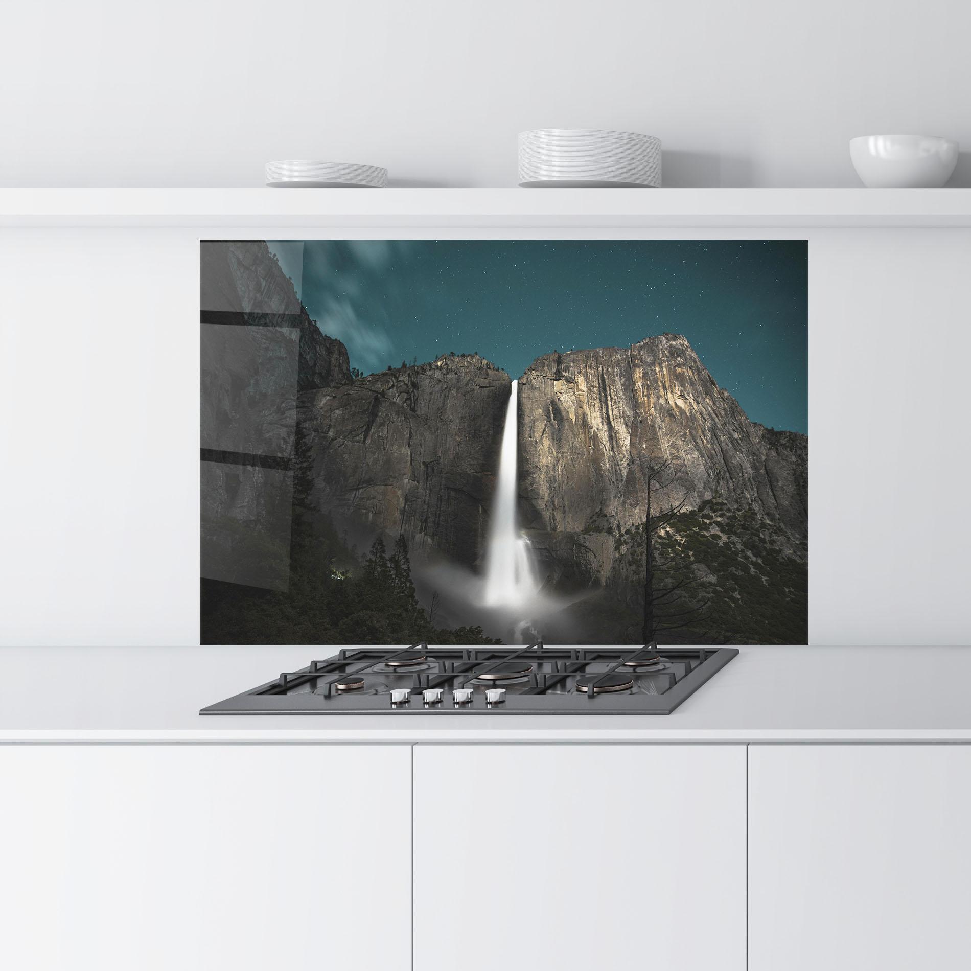 Küchenrückwand Glas Dark Blue Sky Waterfall mockup 9