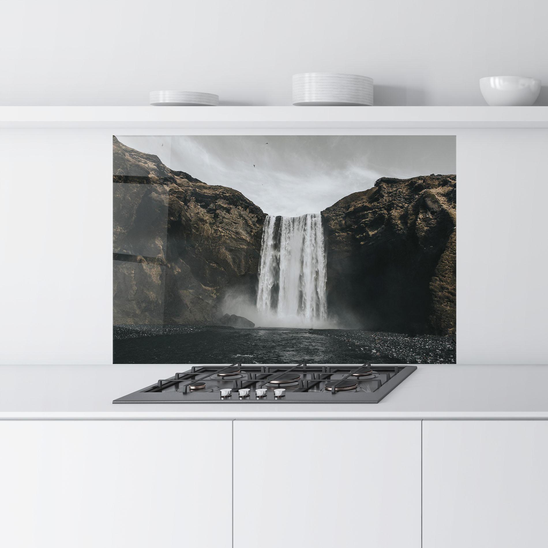 Küchenrückwand Glas Grey Waterfall mockup 9