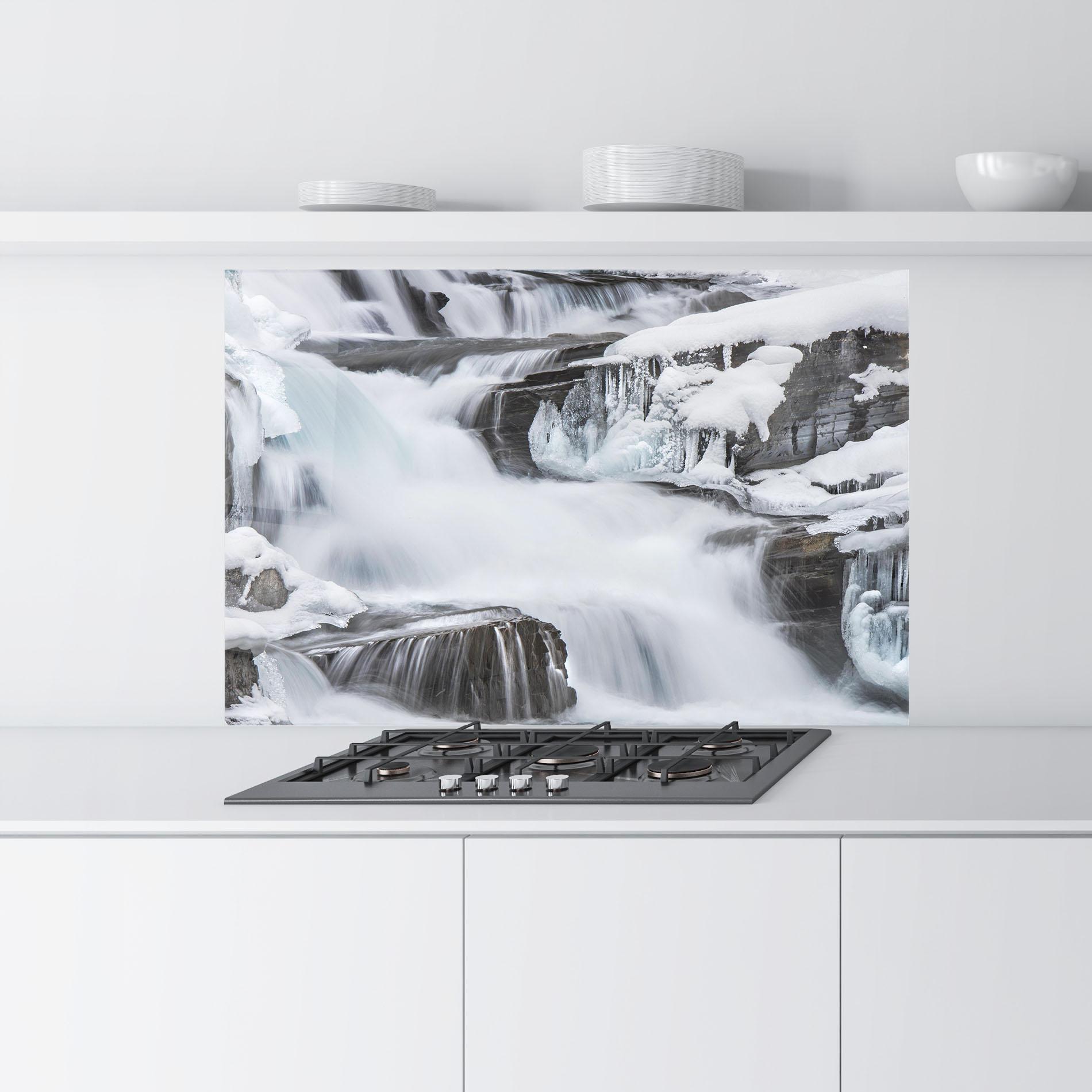 Küchenrückwand Glas Majestic Winter Waterfall mockup 9