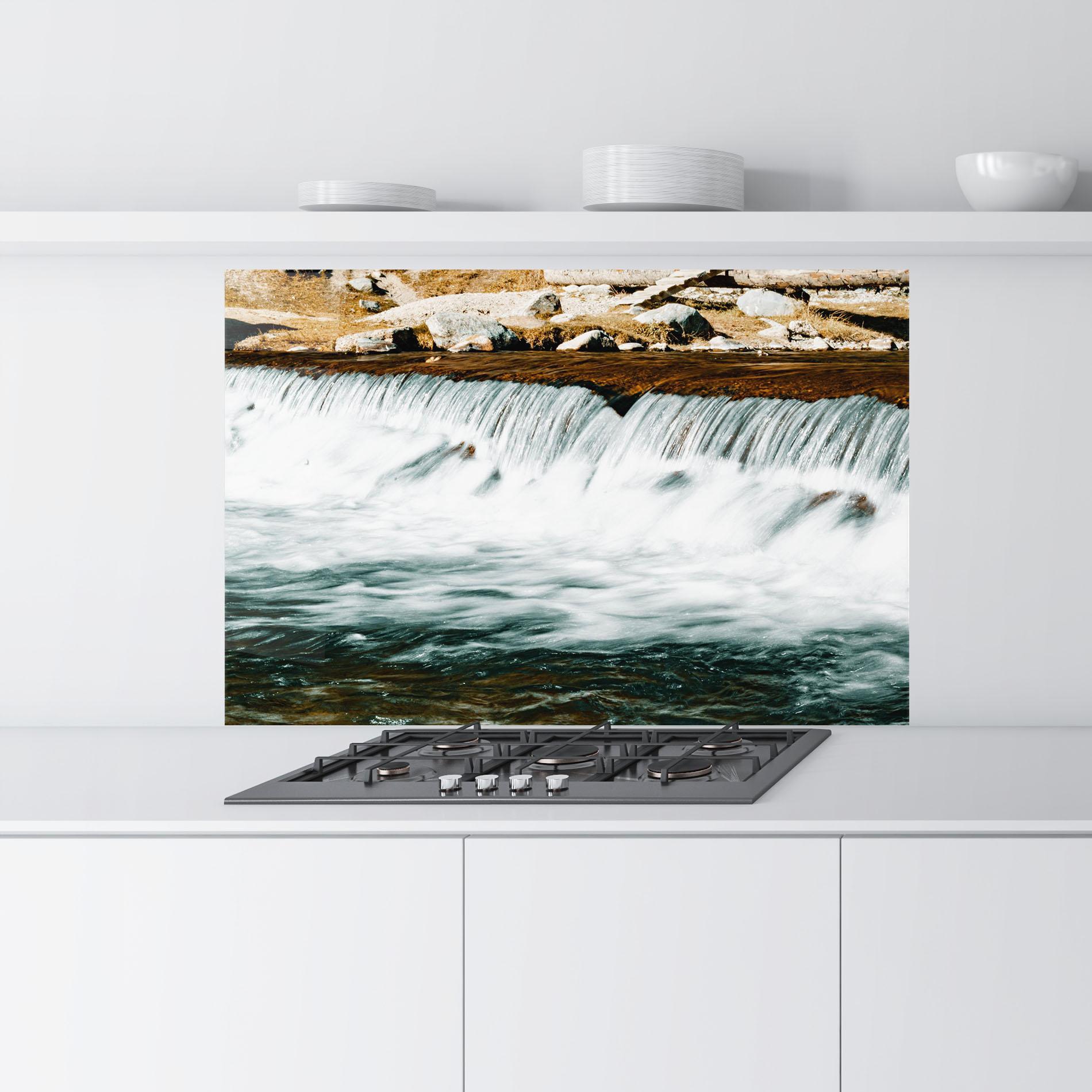 Küchenrückwand Glas Small Pretty Waterfall mockup 9