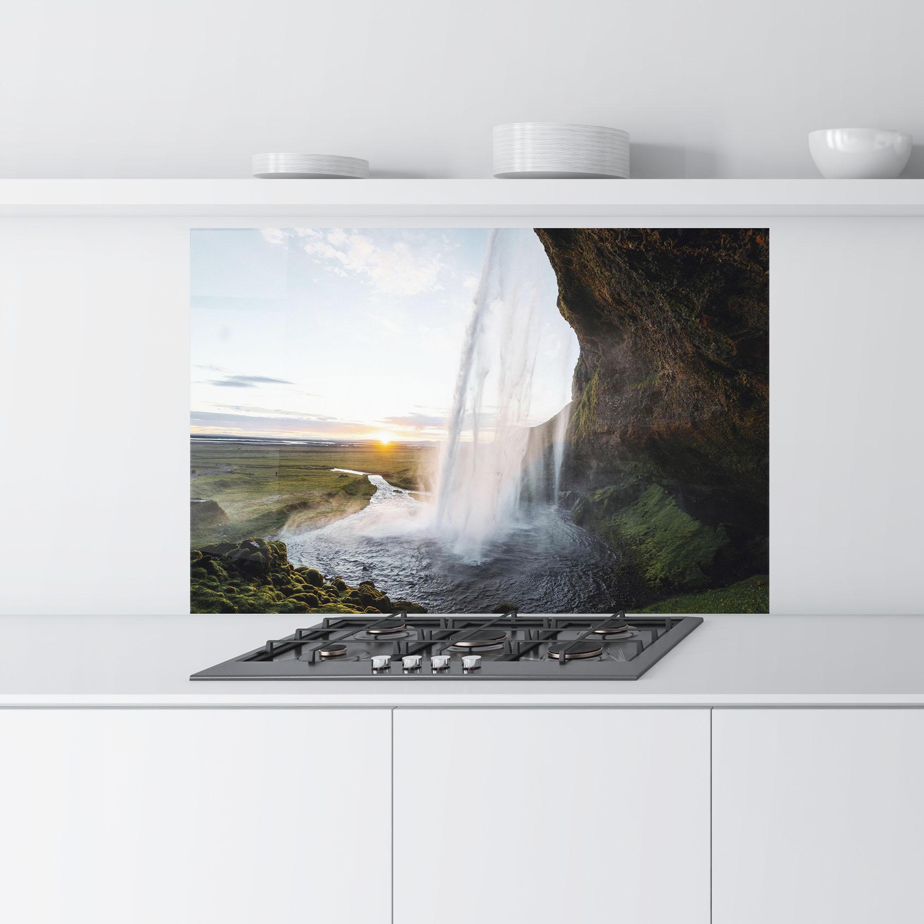 Küchenrückwand Glas Sunrise Waterfall mockup 9