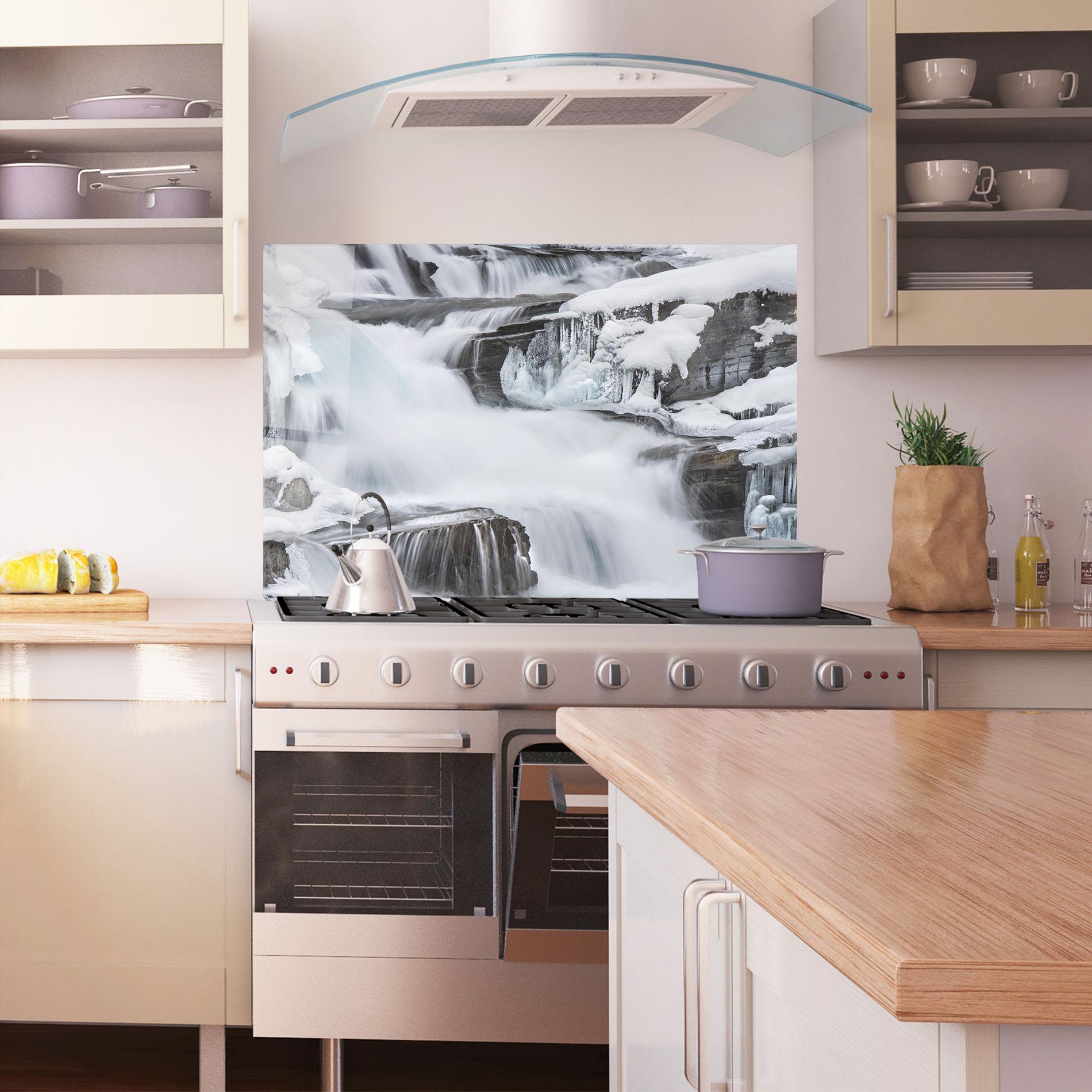 Küchenrückwand Glas Majestic Winter Waterfall mockup 1