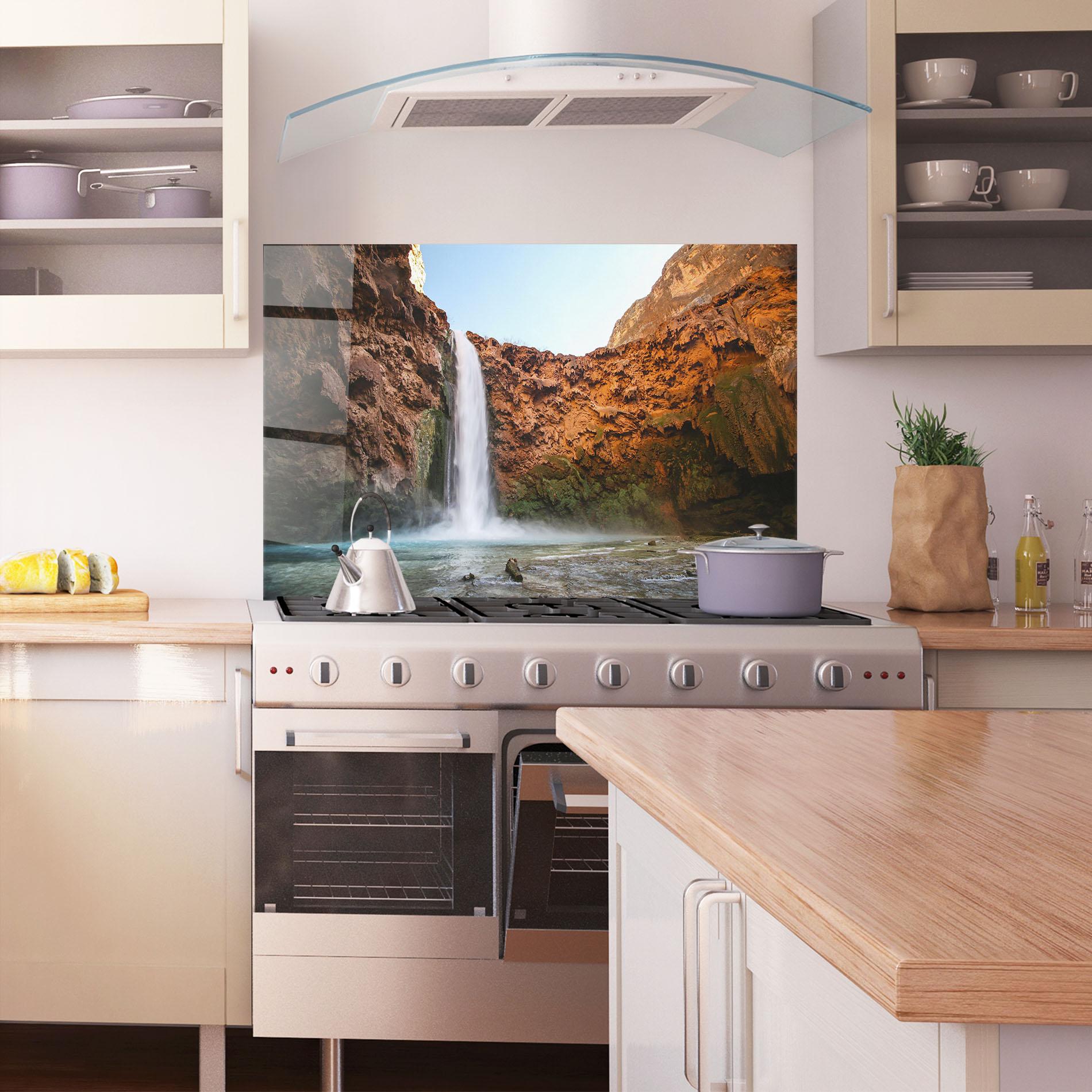 Küchenrückwand Glas Orange Wall Waterfall mockup 1