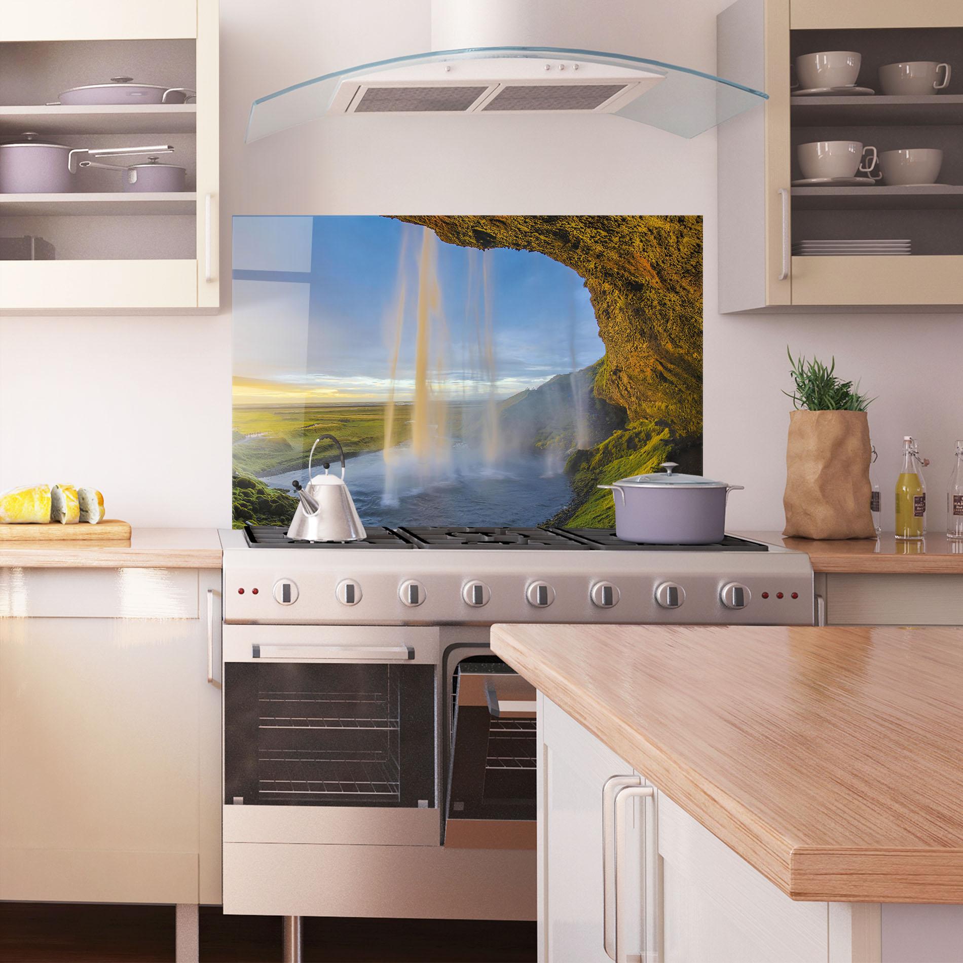 Küchenrückwand Glas Orange Waterfall mockup 1
