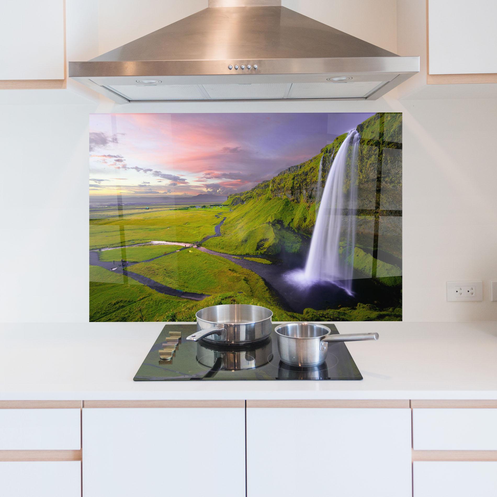 Küchenrückwand Glas Pink Wky Waterfall mockup 5