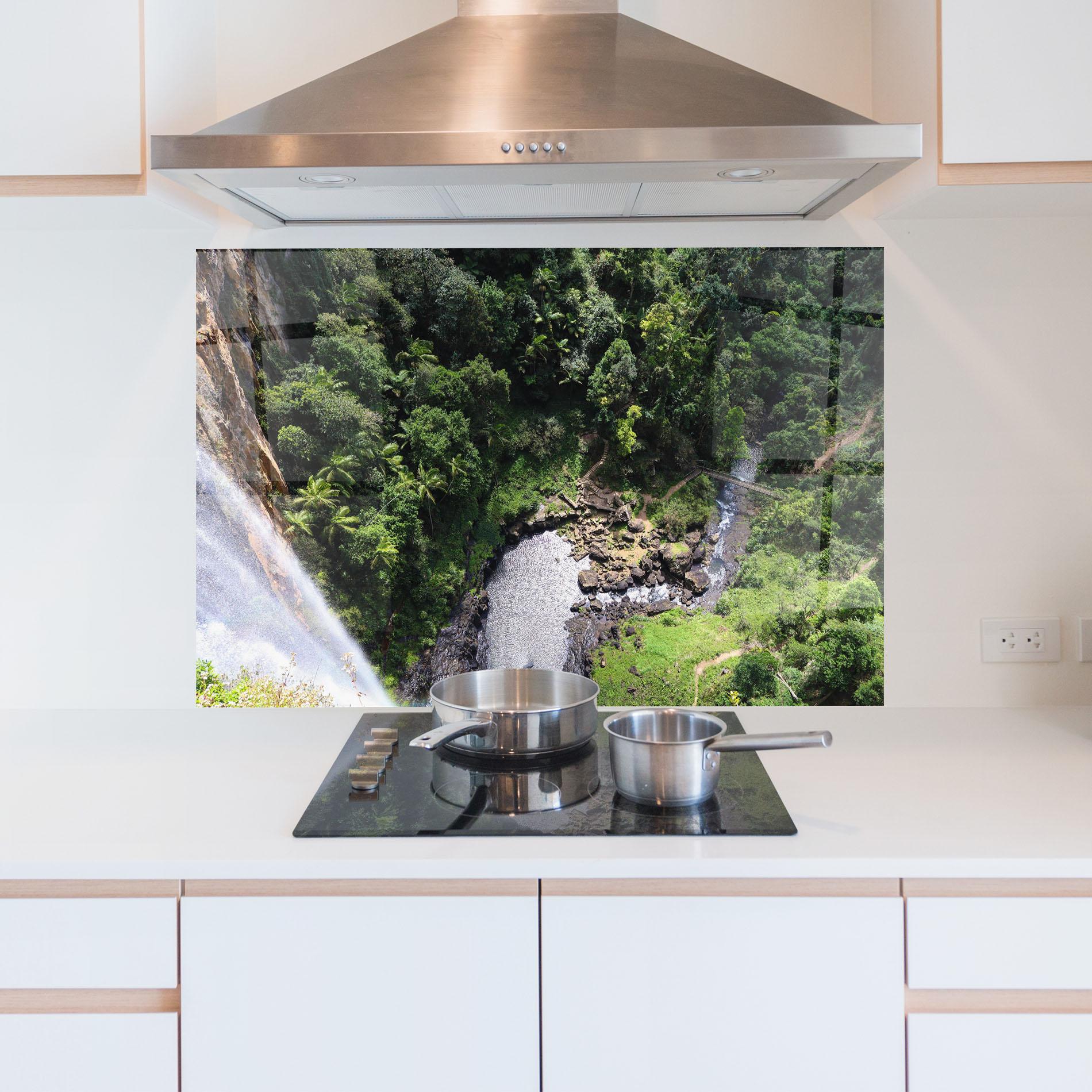 Küchenrückwand Glas Top Waterfall View mockup 5