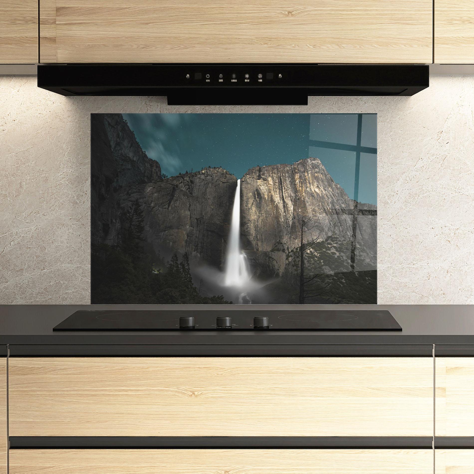 Küchenrückwand Glas Dark Blue Sky Waterfall mockup 3