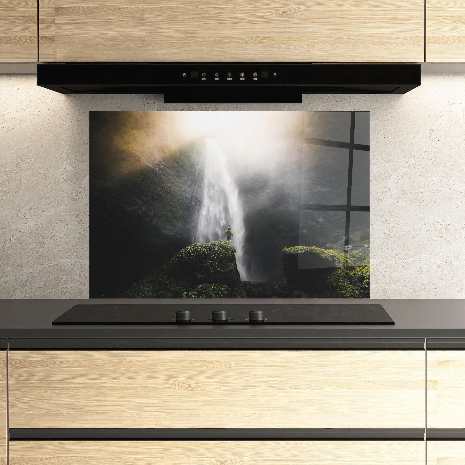 Küchenrückwand Glas Green Man Waterfall mockup 3