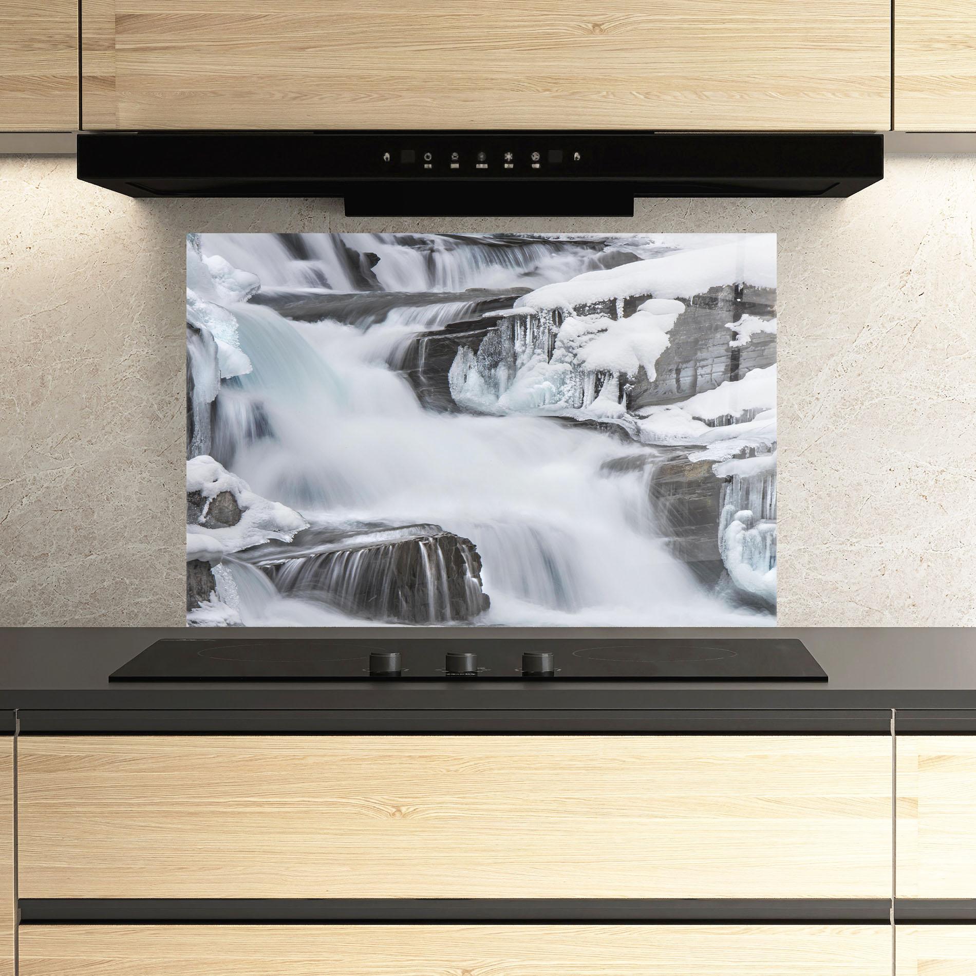 Küchenrückwand Glas Majestic Winter Waterfall mockup 3