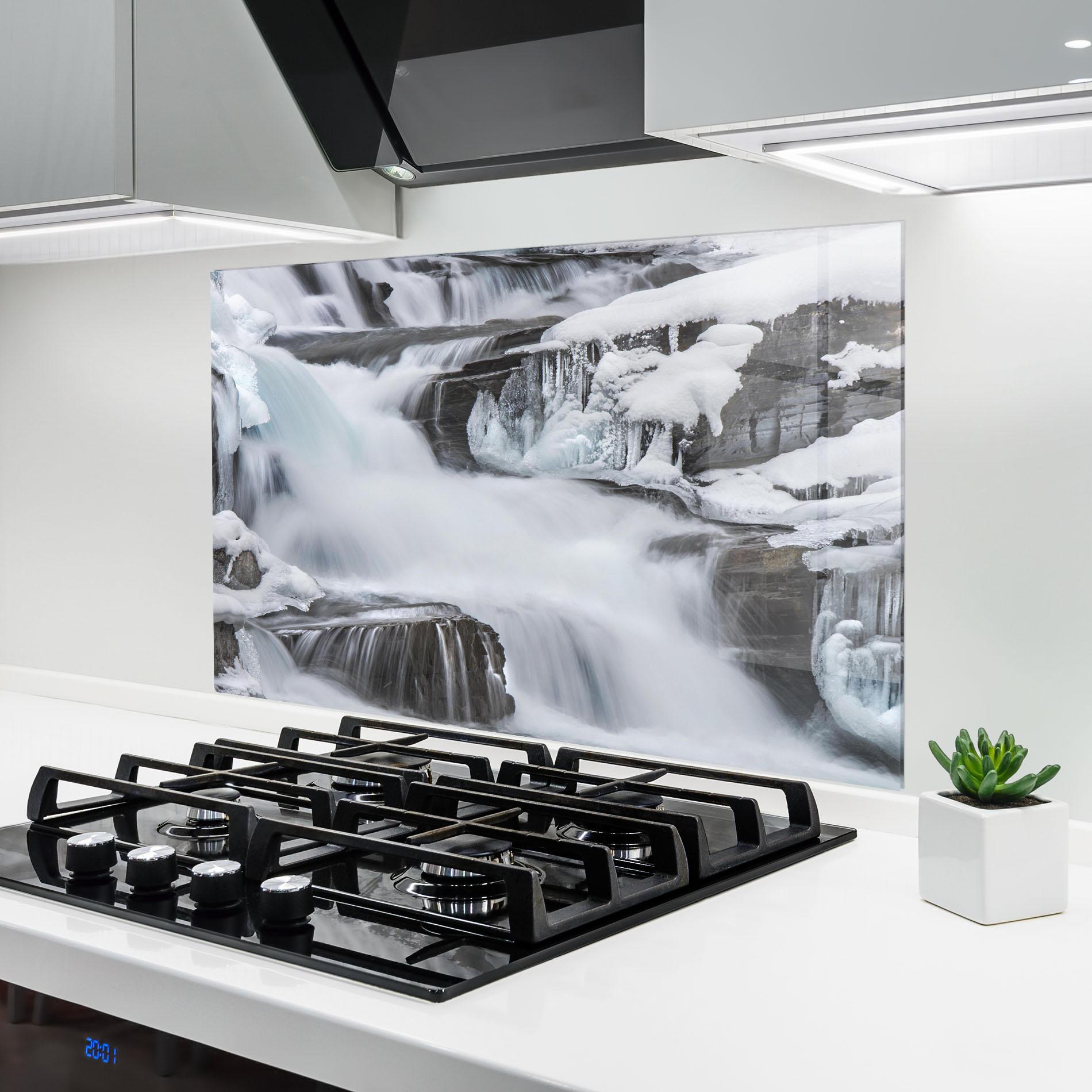 Küchenrückwand Glas Majestic Winter Waterfall mockup 6