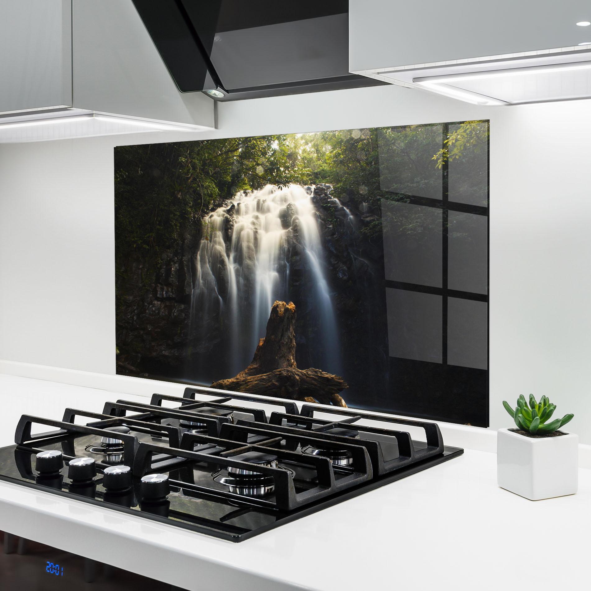 Küchenrückwand Glas Tree Log Waterfall mockup 6