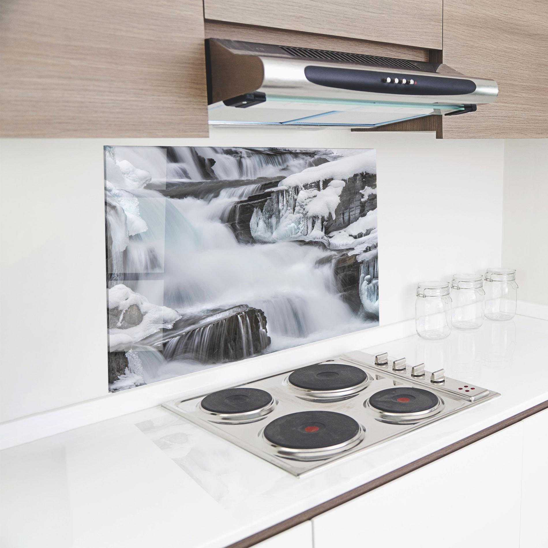 Küchenrückwand Glas Majestic Winter Waterfall mockup 8
