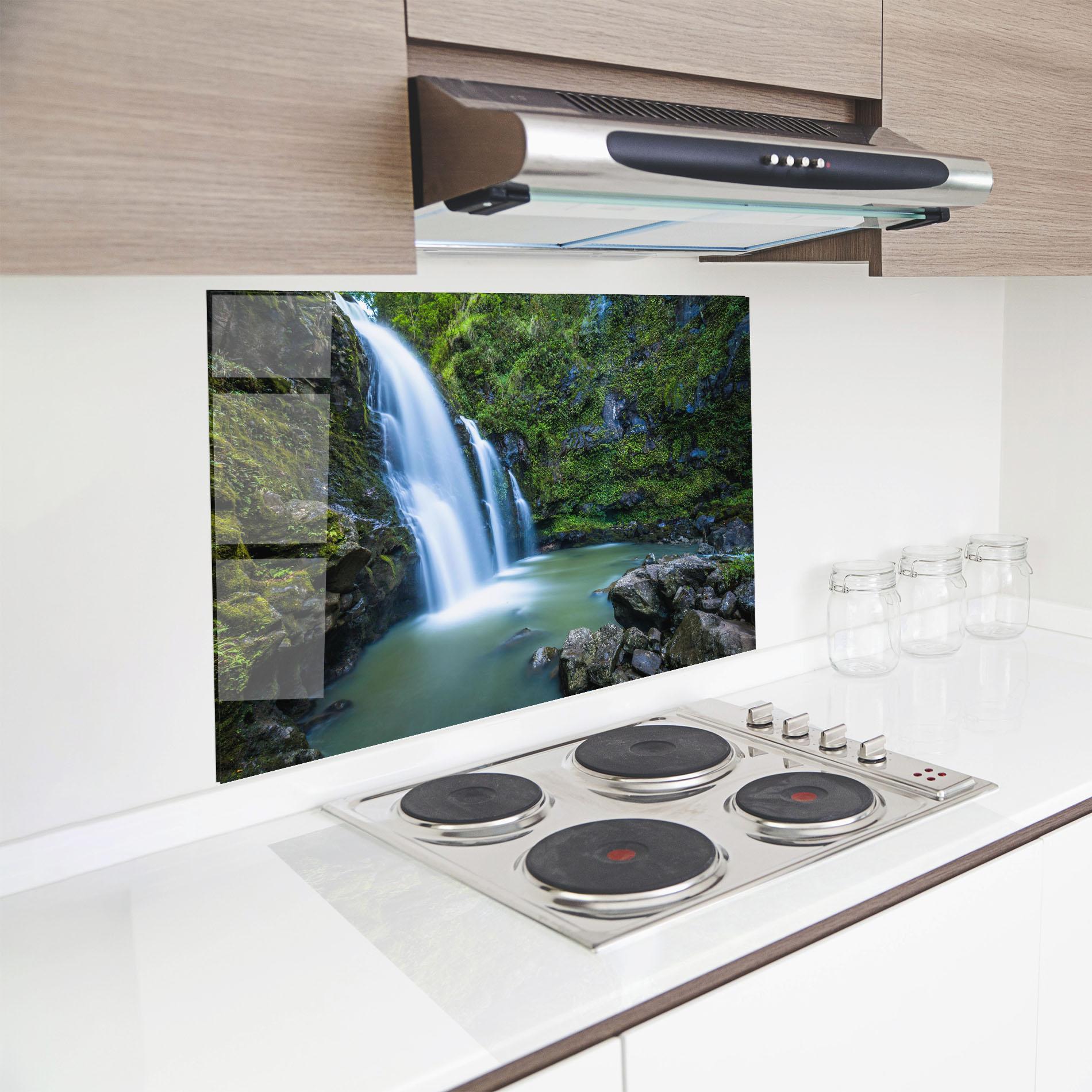 Küchenrückwand Glas Swimming In Waterfall mockup 8