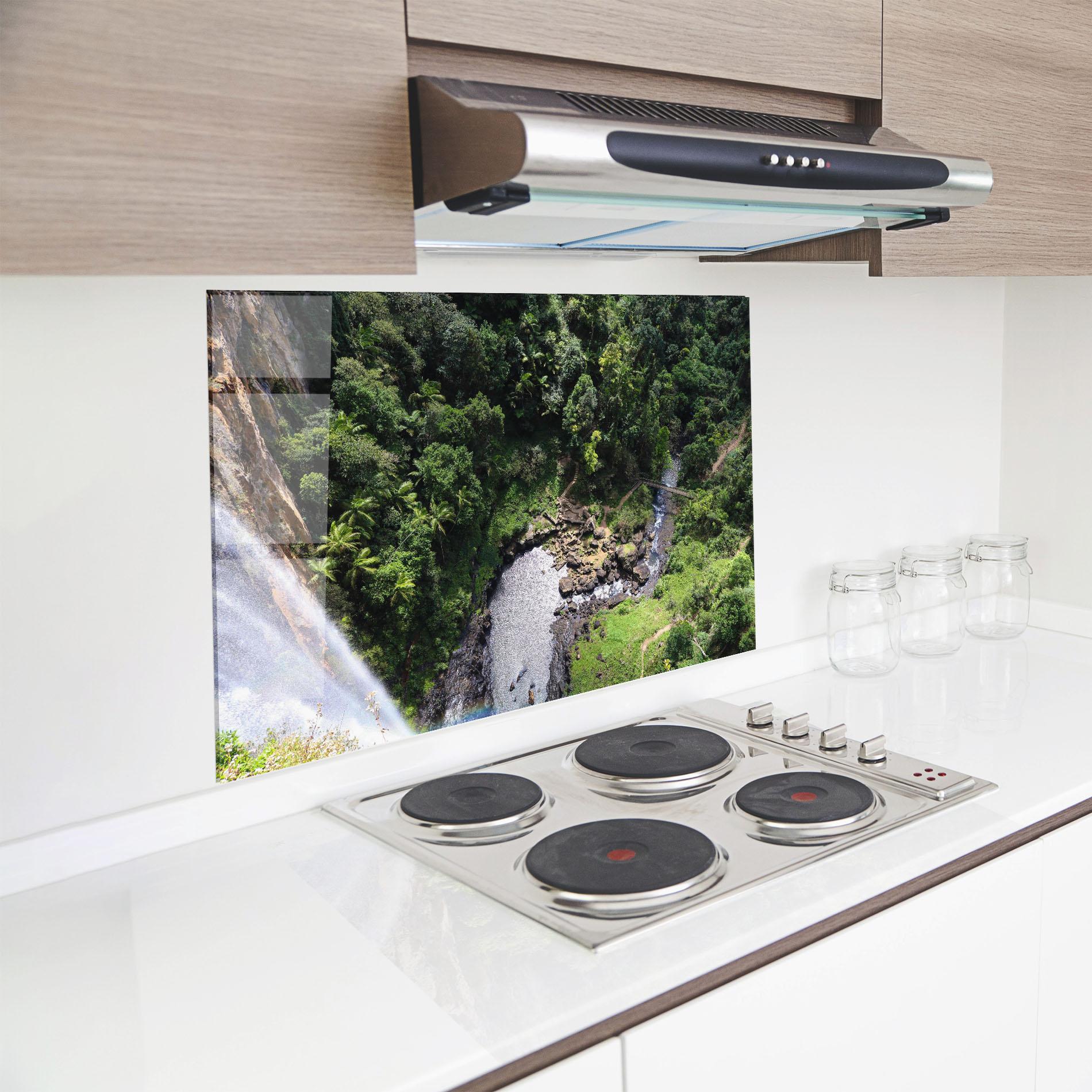 Küchenrückwand Glas Top Waterfall View mockup 8