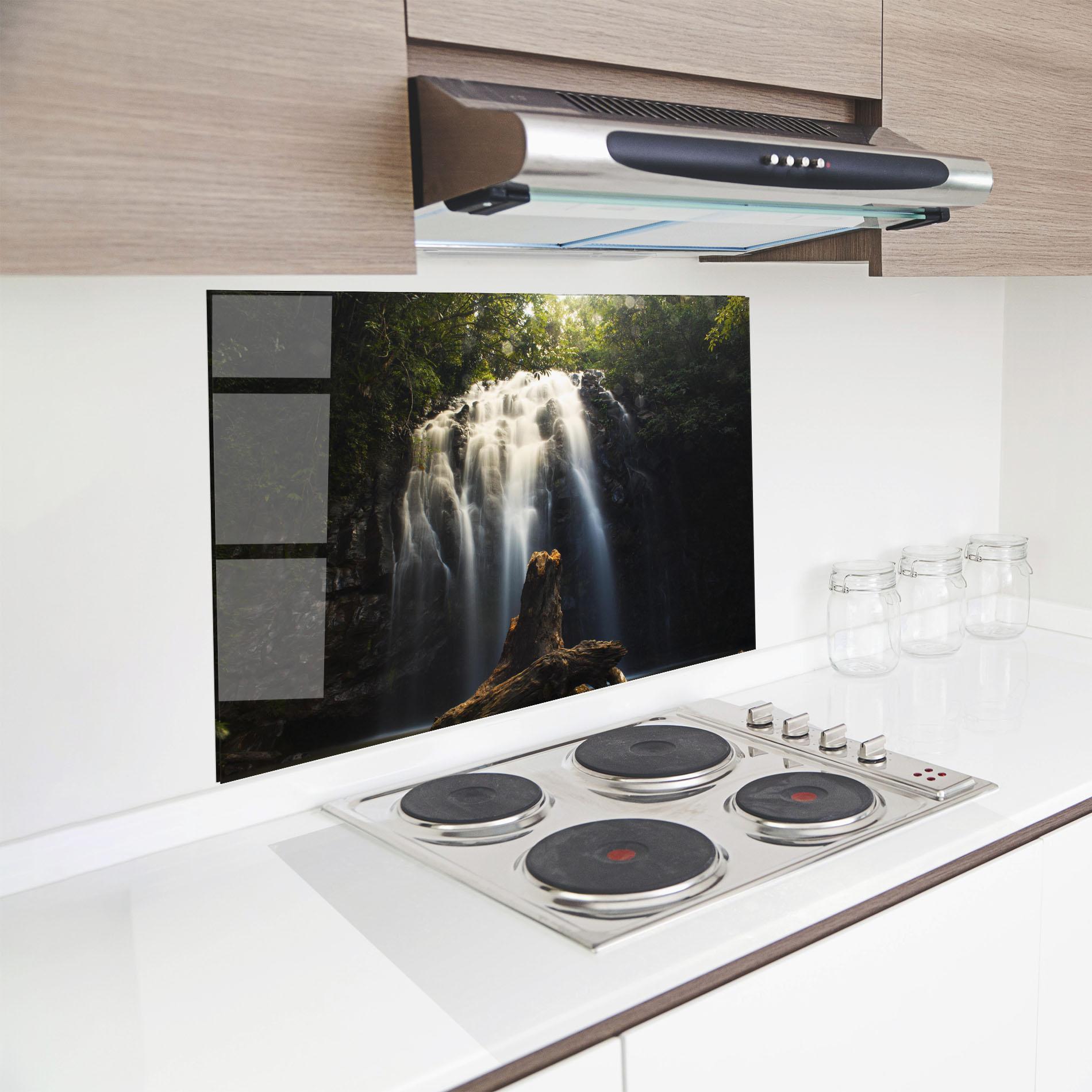 Küchenrückwand Glas Tree Log Waterfall mockup 8