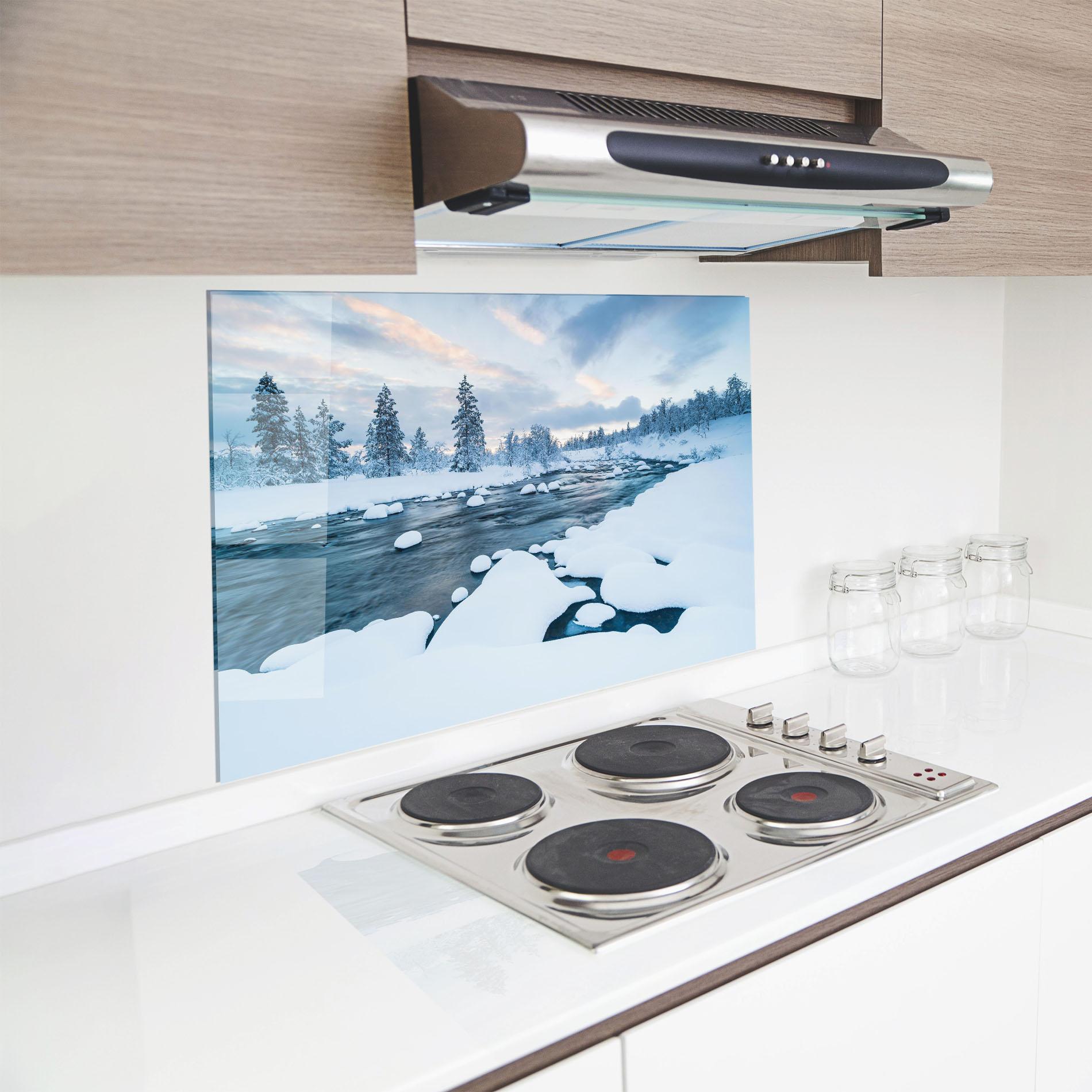 Küchenrückwand Glas Winter River mockup 8
