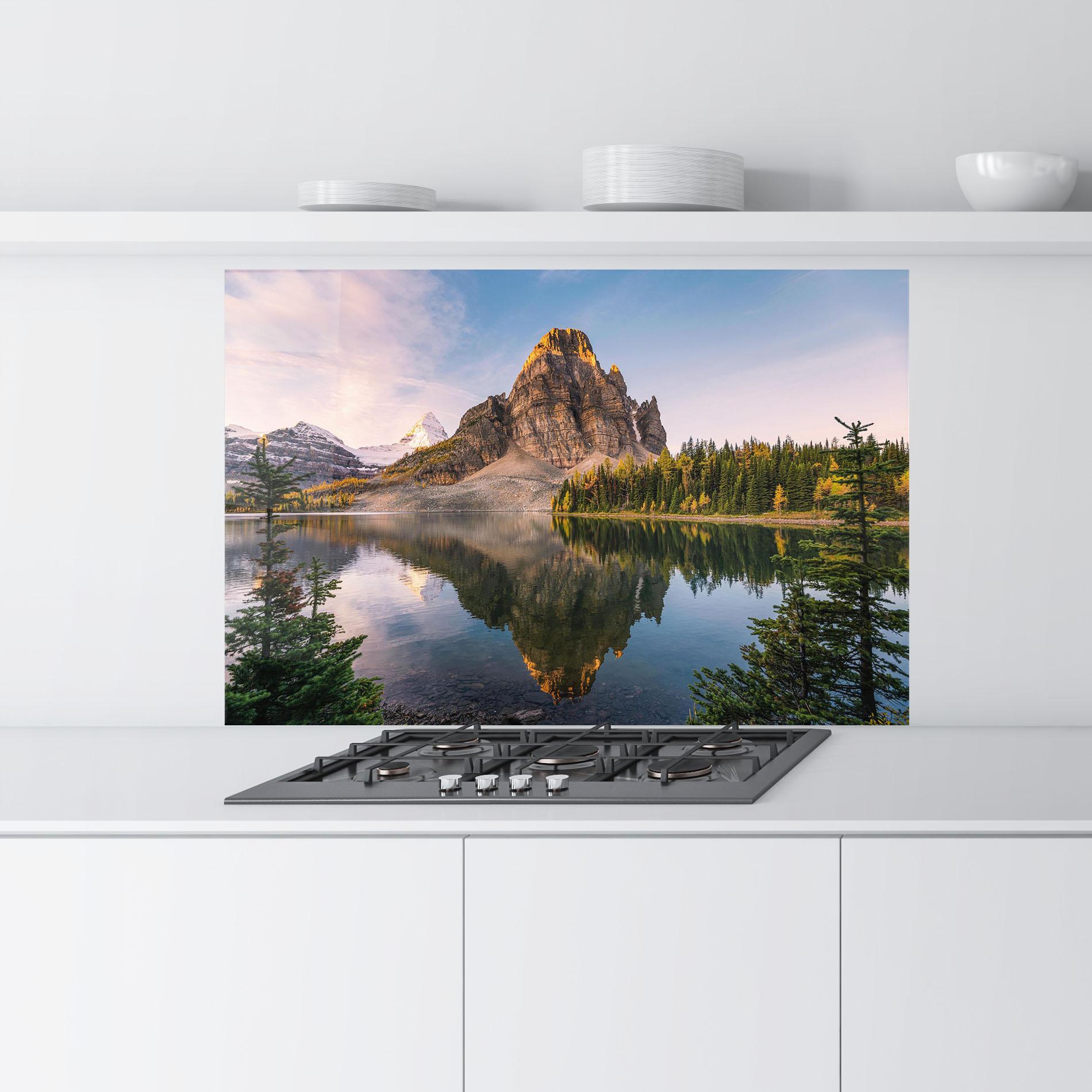 Küchenrückwand Glas Mountain Sunrise Lake mockup 9