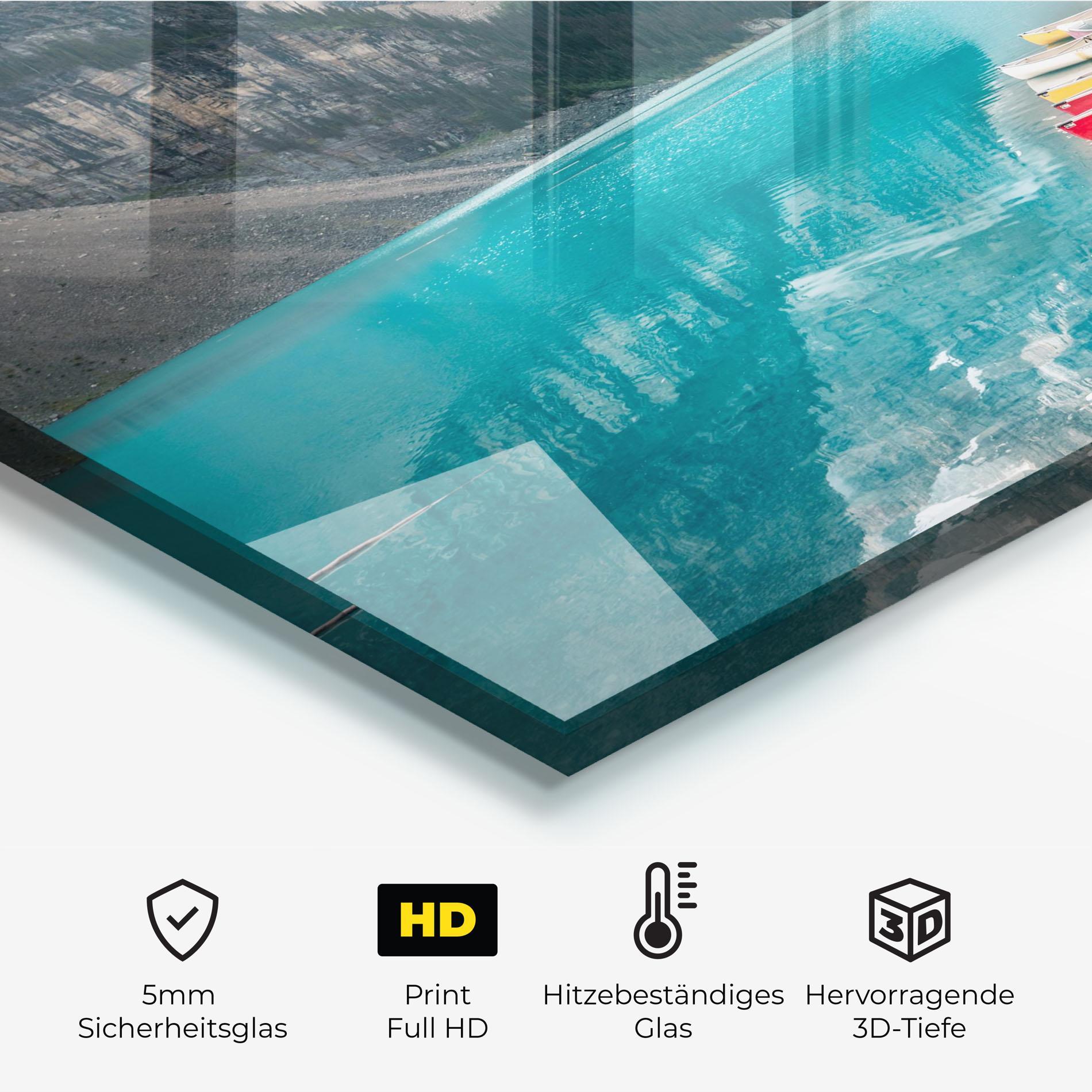 Küchenrückwand Glas Beautiful Moraine Lake mockup 2