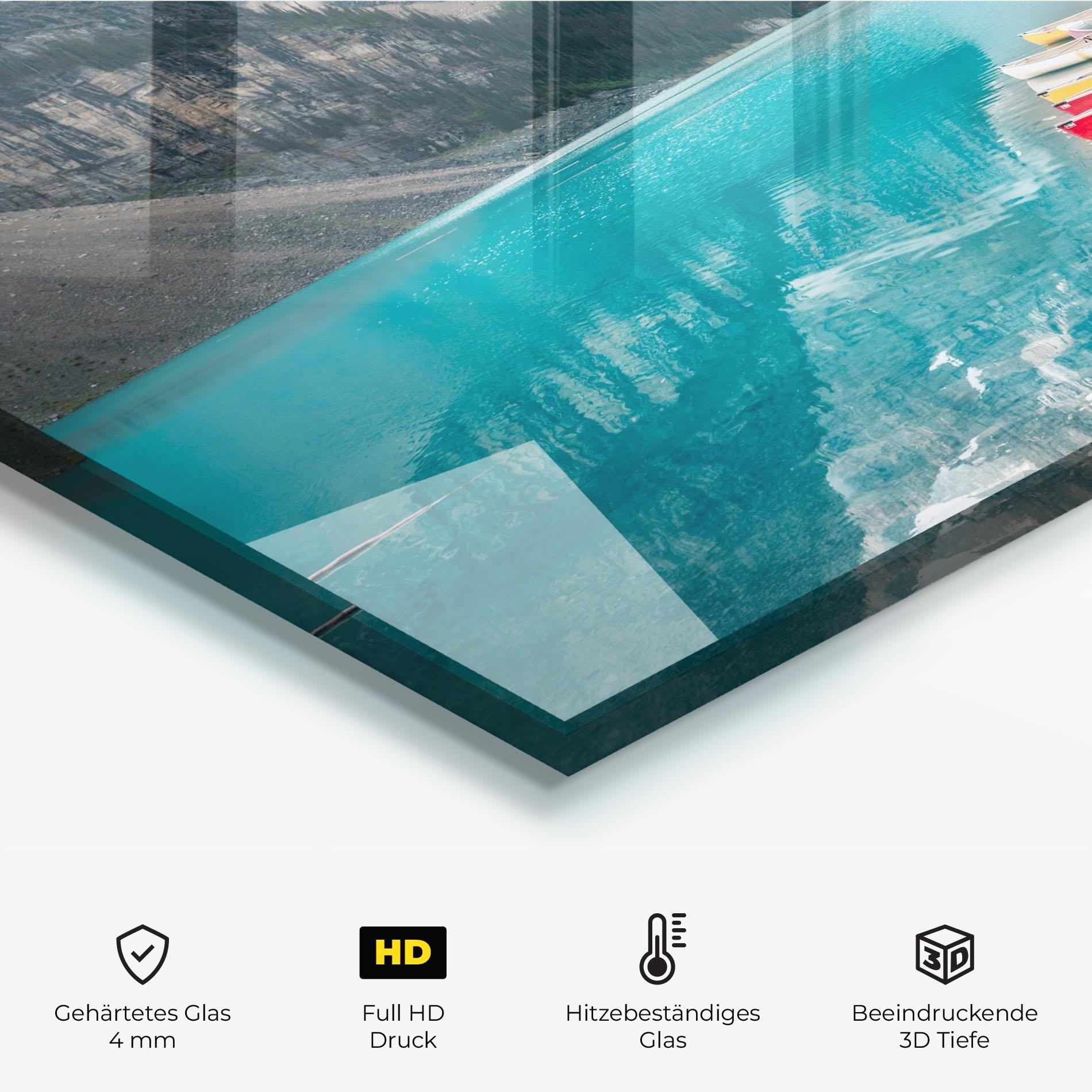 Küchenrückwand Glas Beautiful Moraine Lake mockup 2