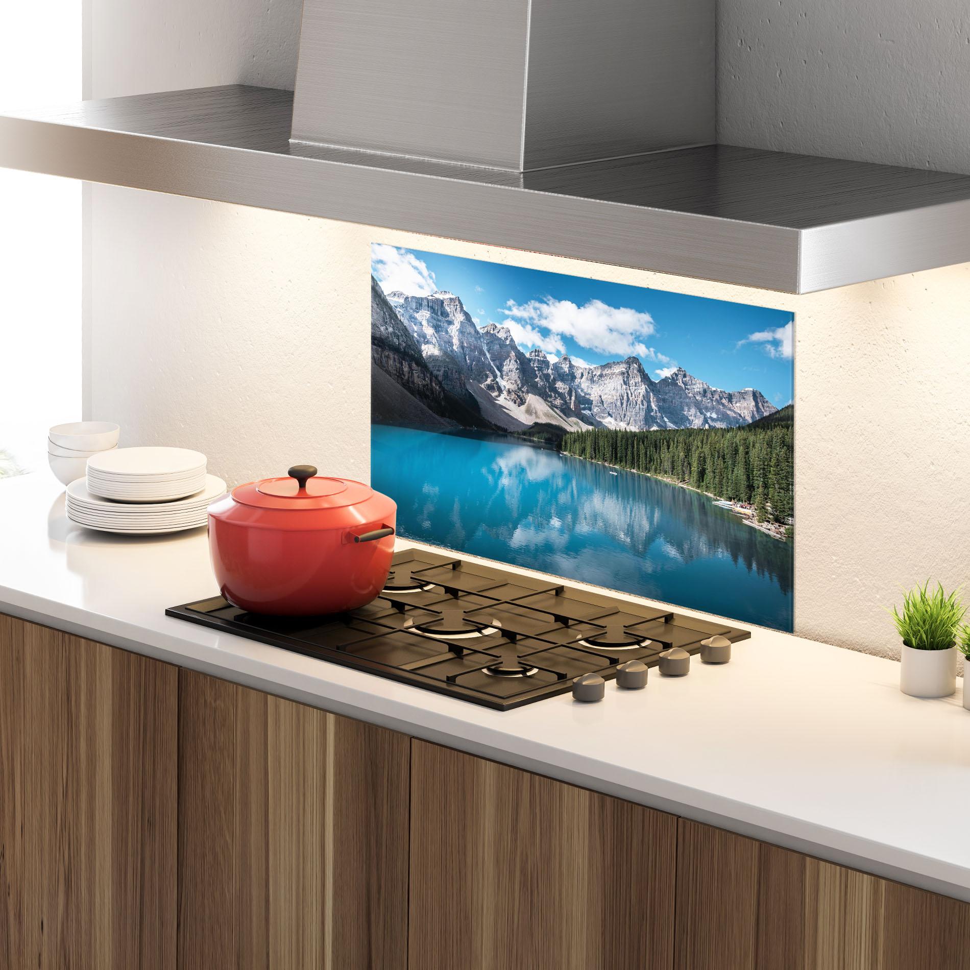 Küchenrückwand Glas Beautiful Lake Canada mockup 4