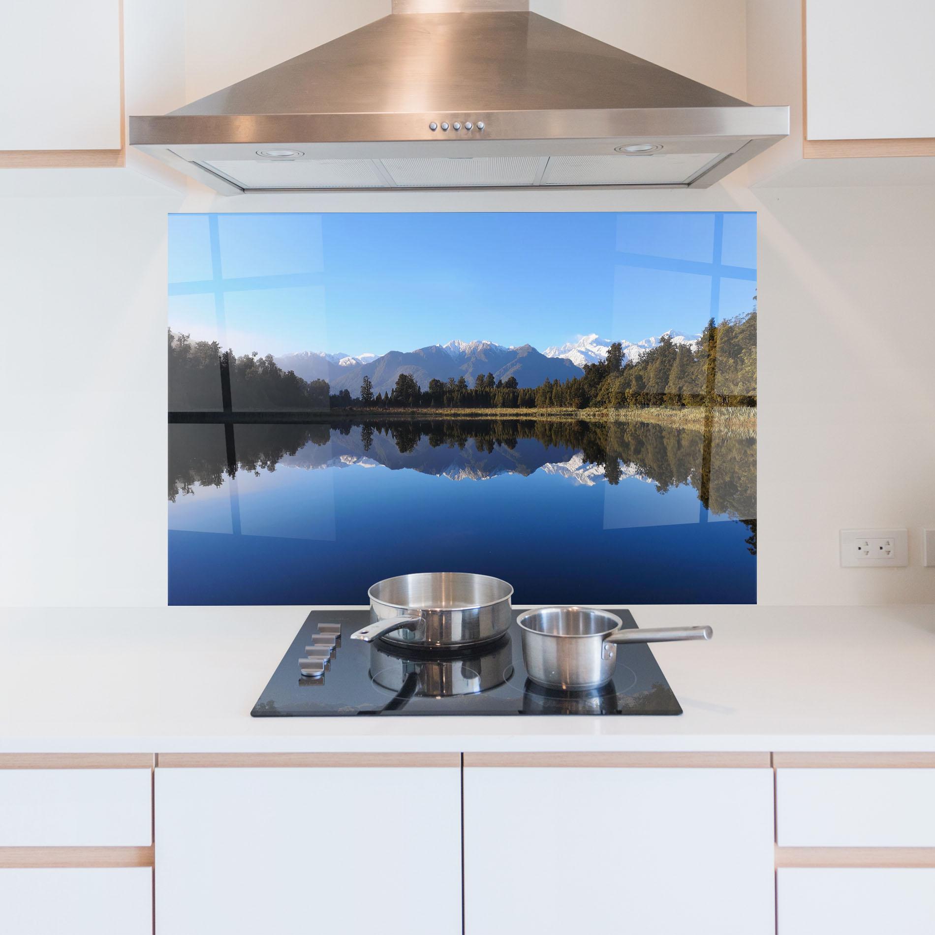 Küchenrückwand Glas Forest View Lake mockup 5