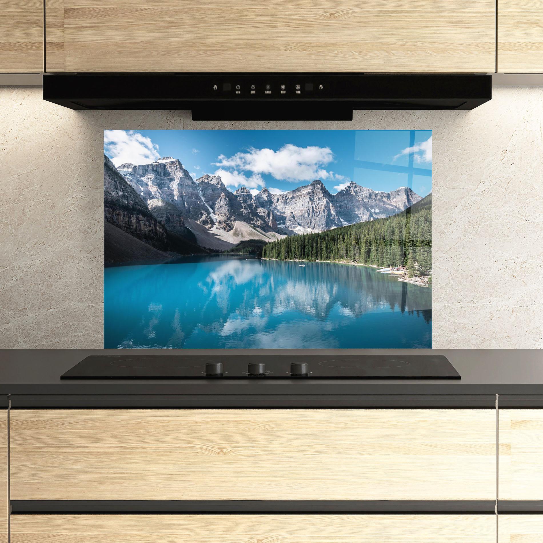 Küchenrückwand Glas Beautiful Lake Canada mockup 3