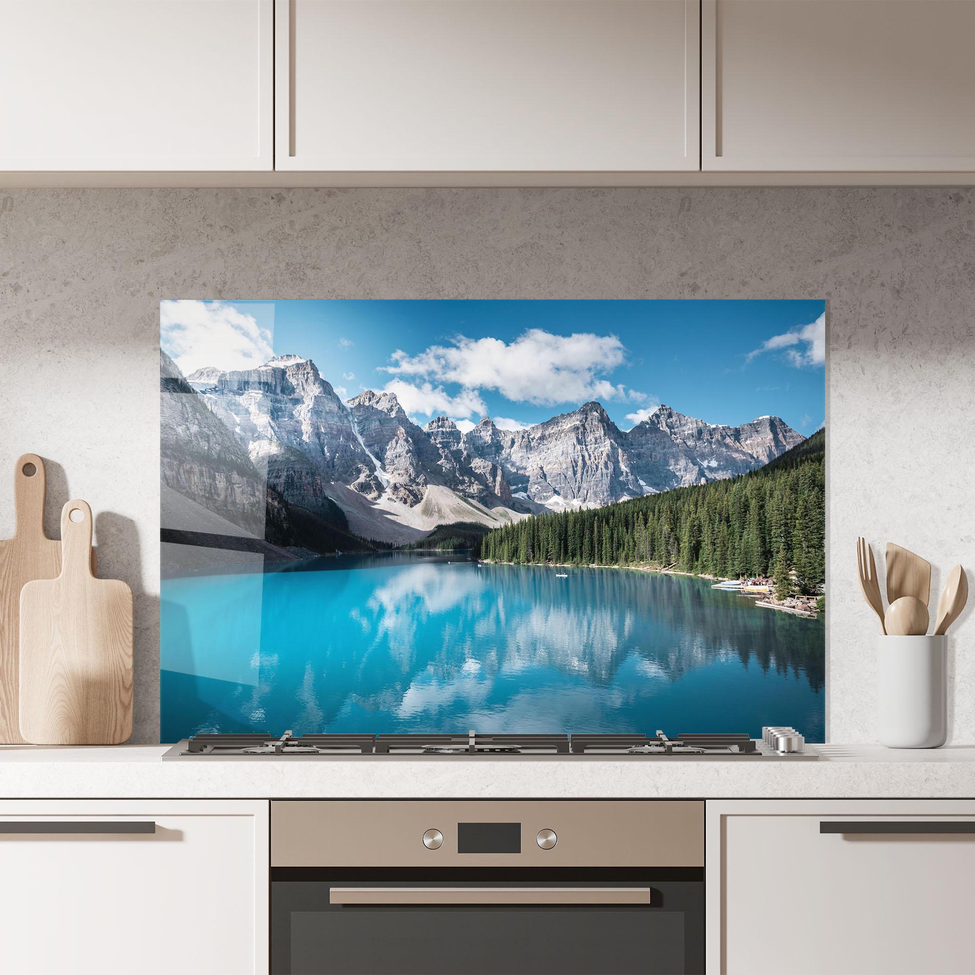 Küchenrückwand Glas Beautiful Lake Canada mockup 7