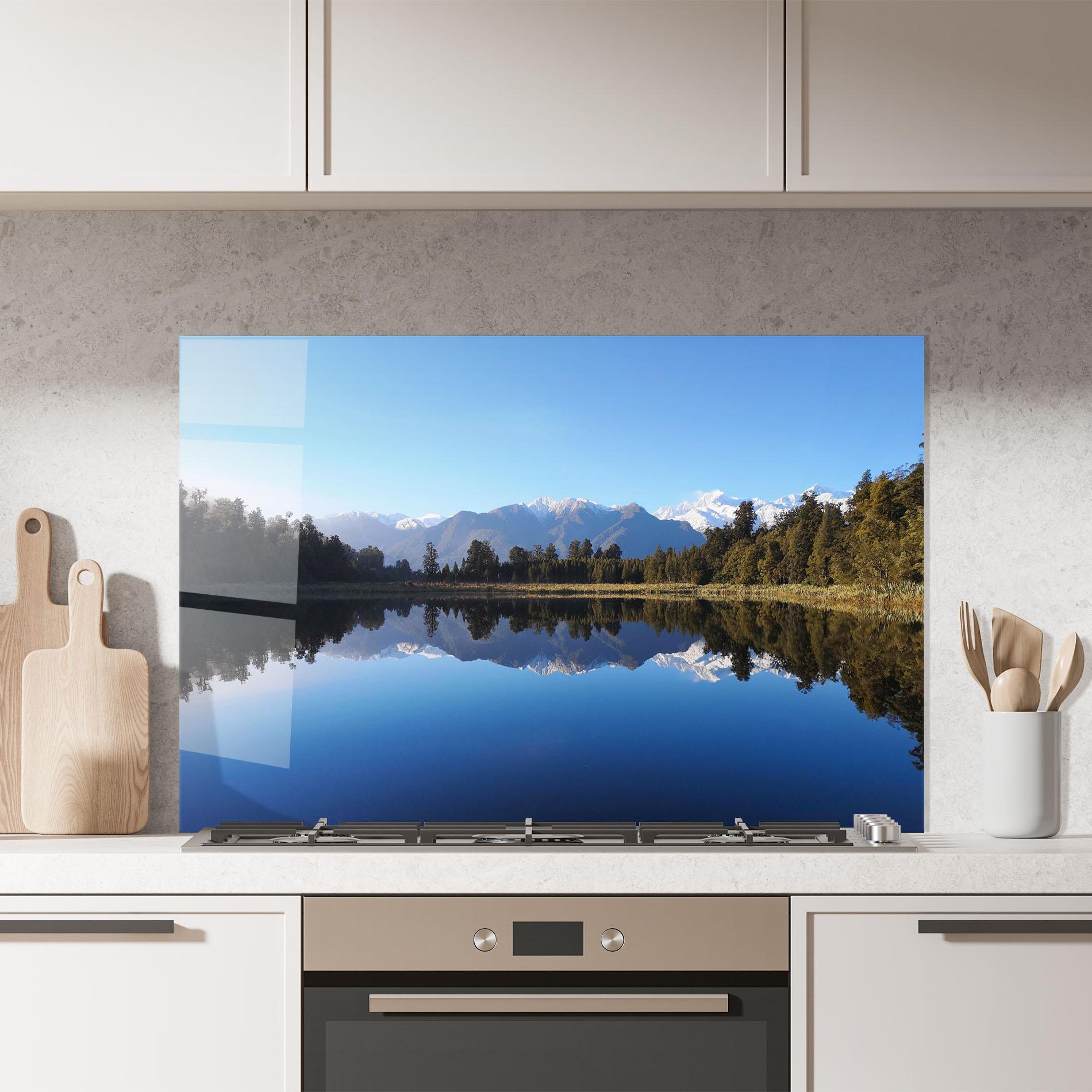 Küchenrückwand Glas Forest View Lake mockup 7