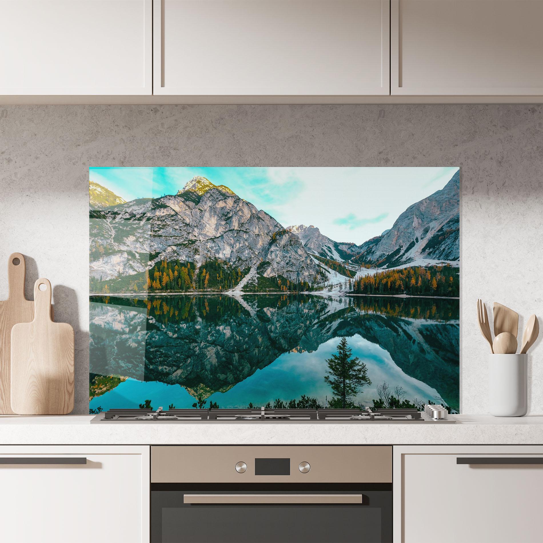 Küchenrückwand Glas Mountain Nice Lake mockup 7