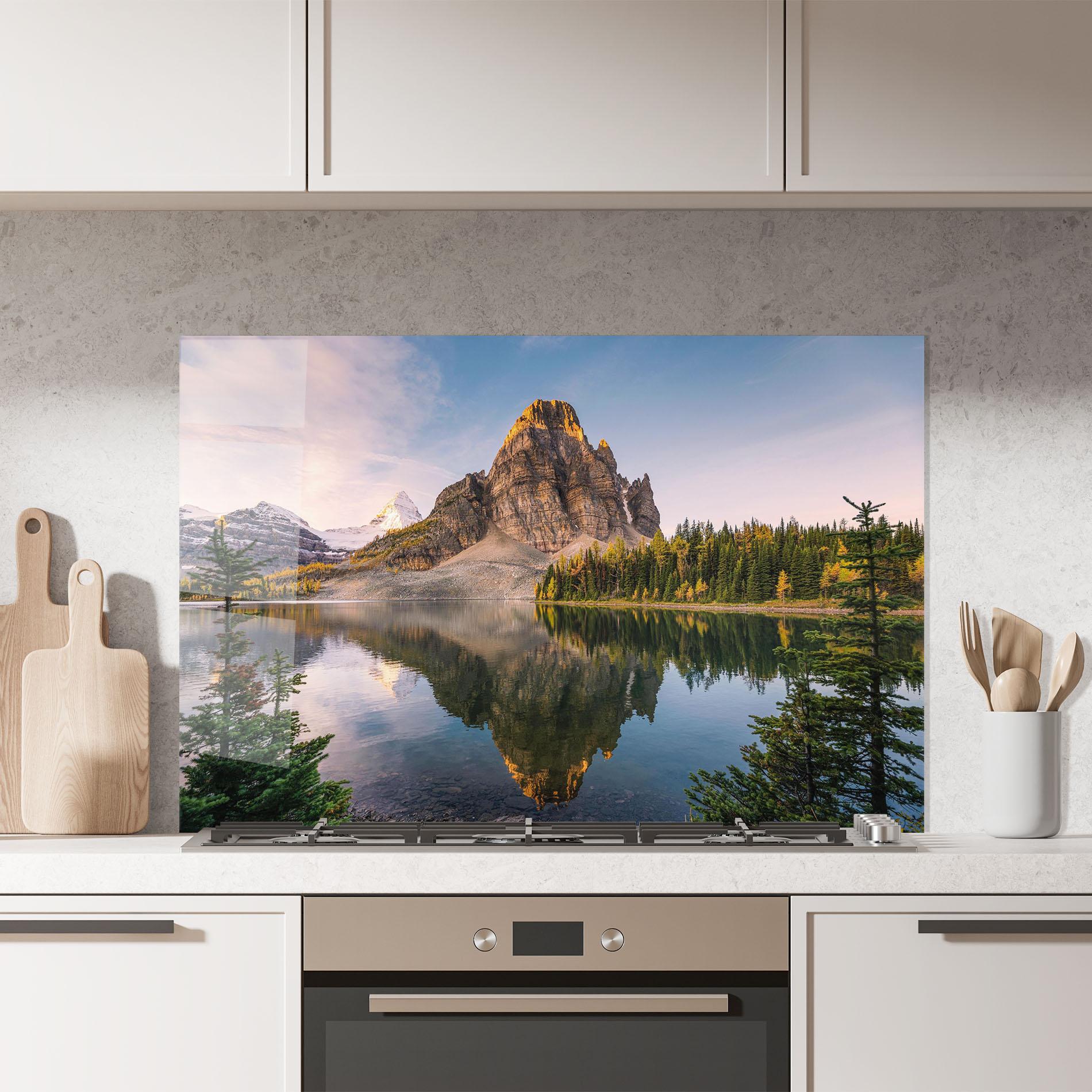 Küchenrückwand Glas Mountain Sunrise Lake mockup 7