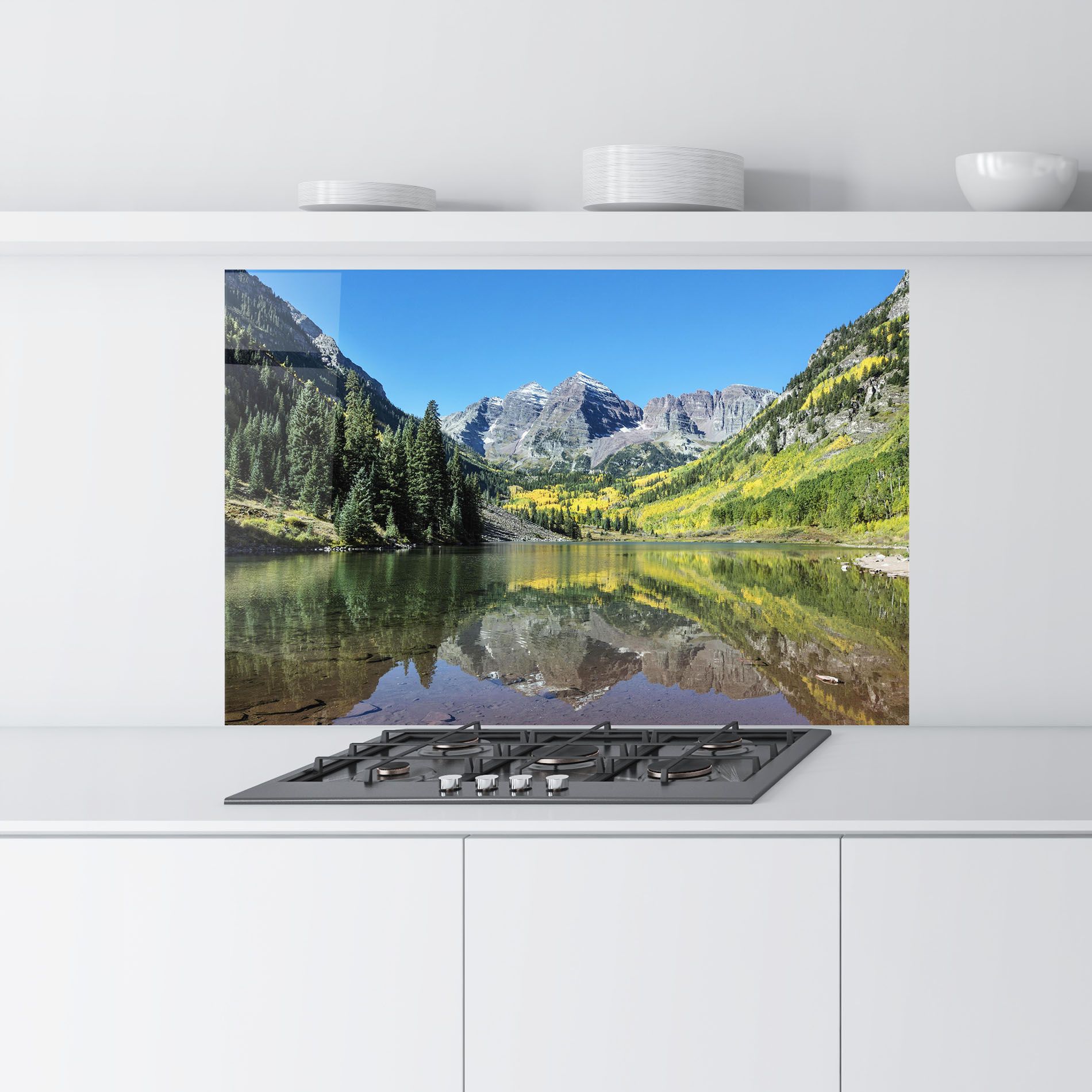 Lake Green Mountain mockup 9