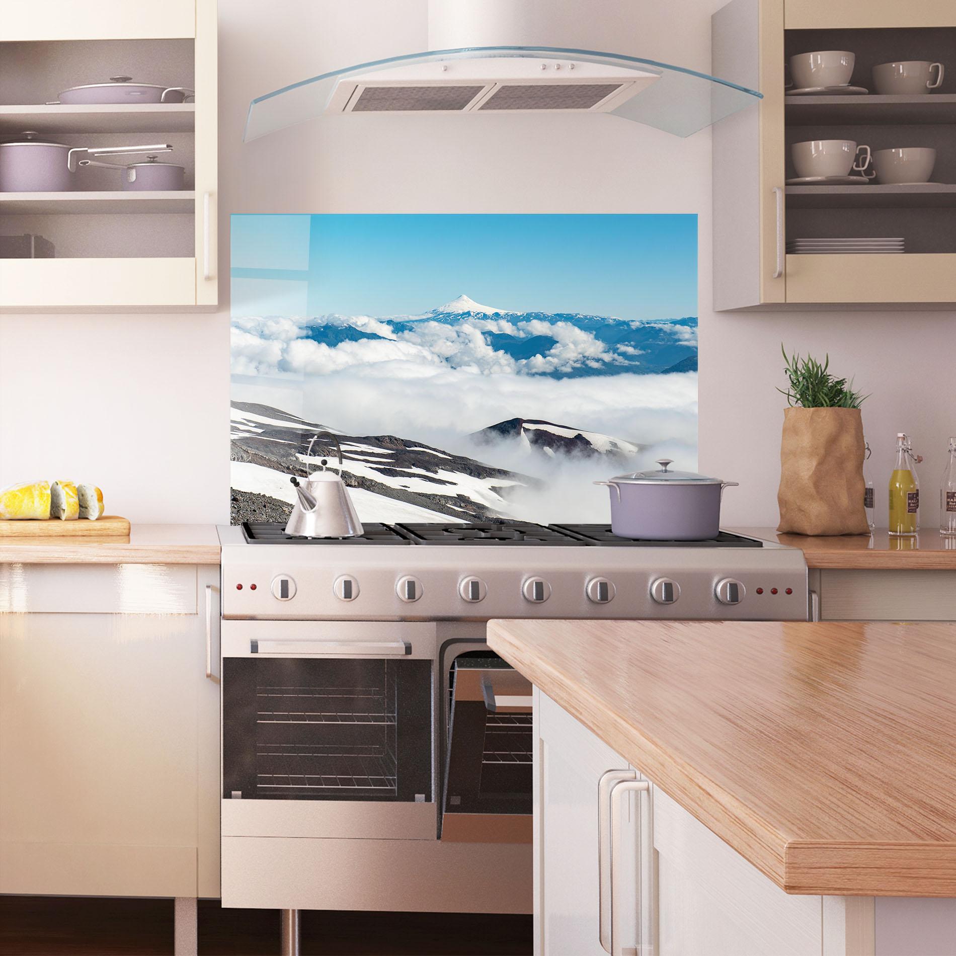 Küchenrückwand Glas Cloudy High View mockup 1