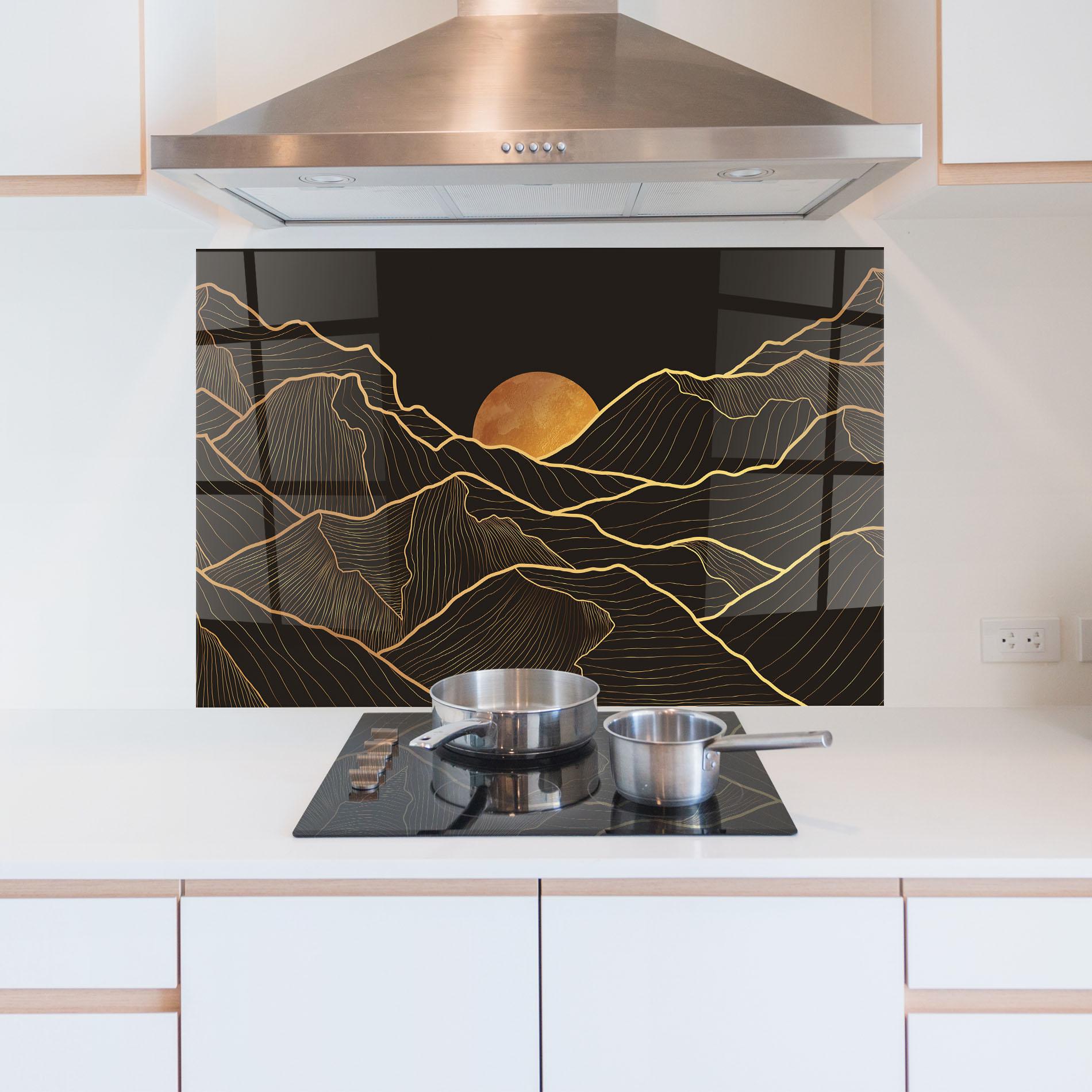 Küchenrückwand Glas Black Gold Mountains mockup 5