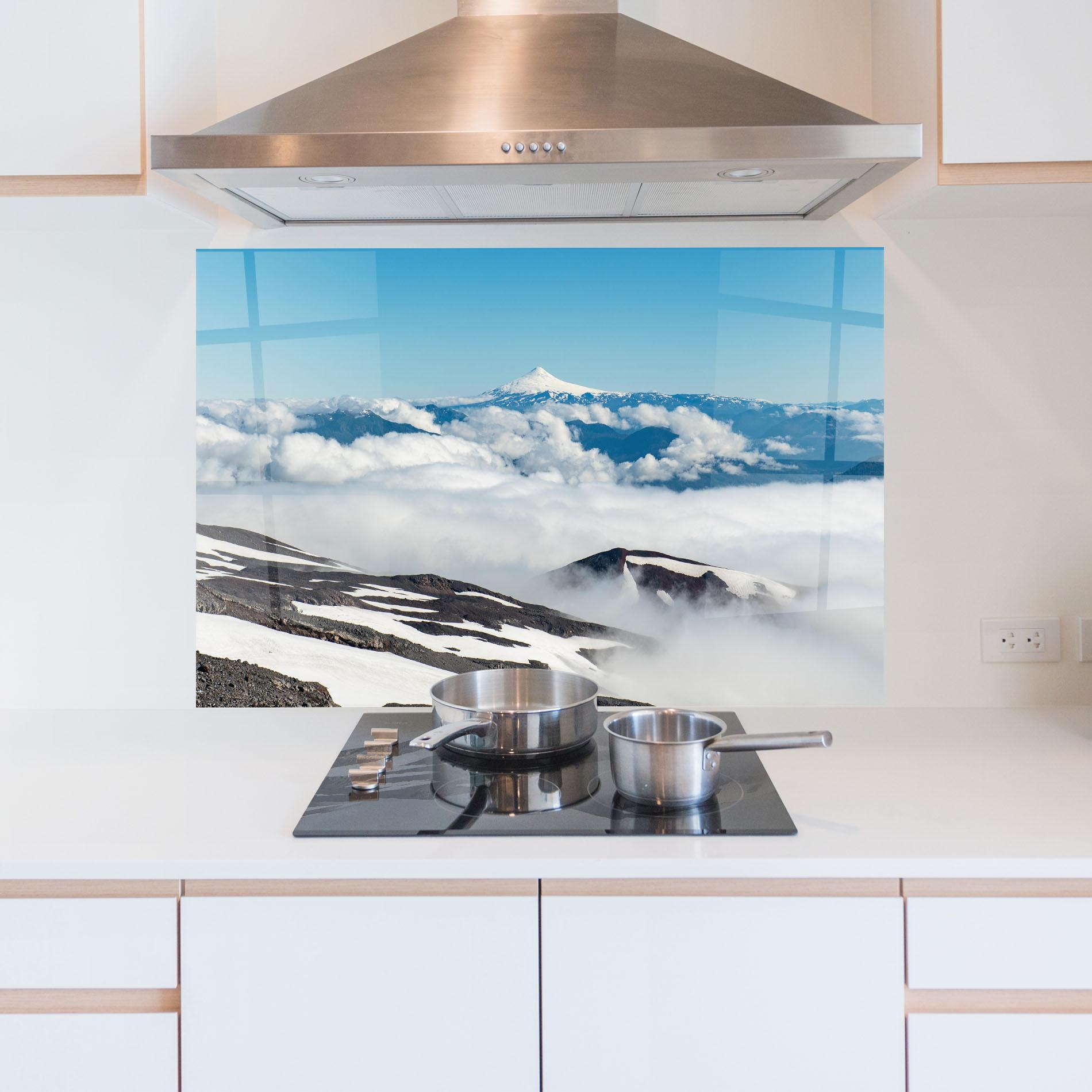 Küchenrückwand Glas Cloudy High View mockup 5