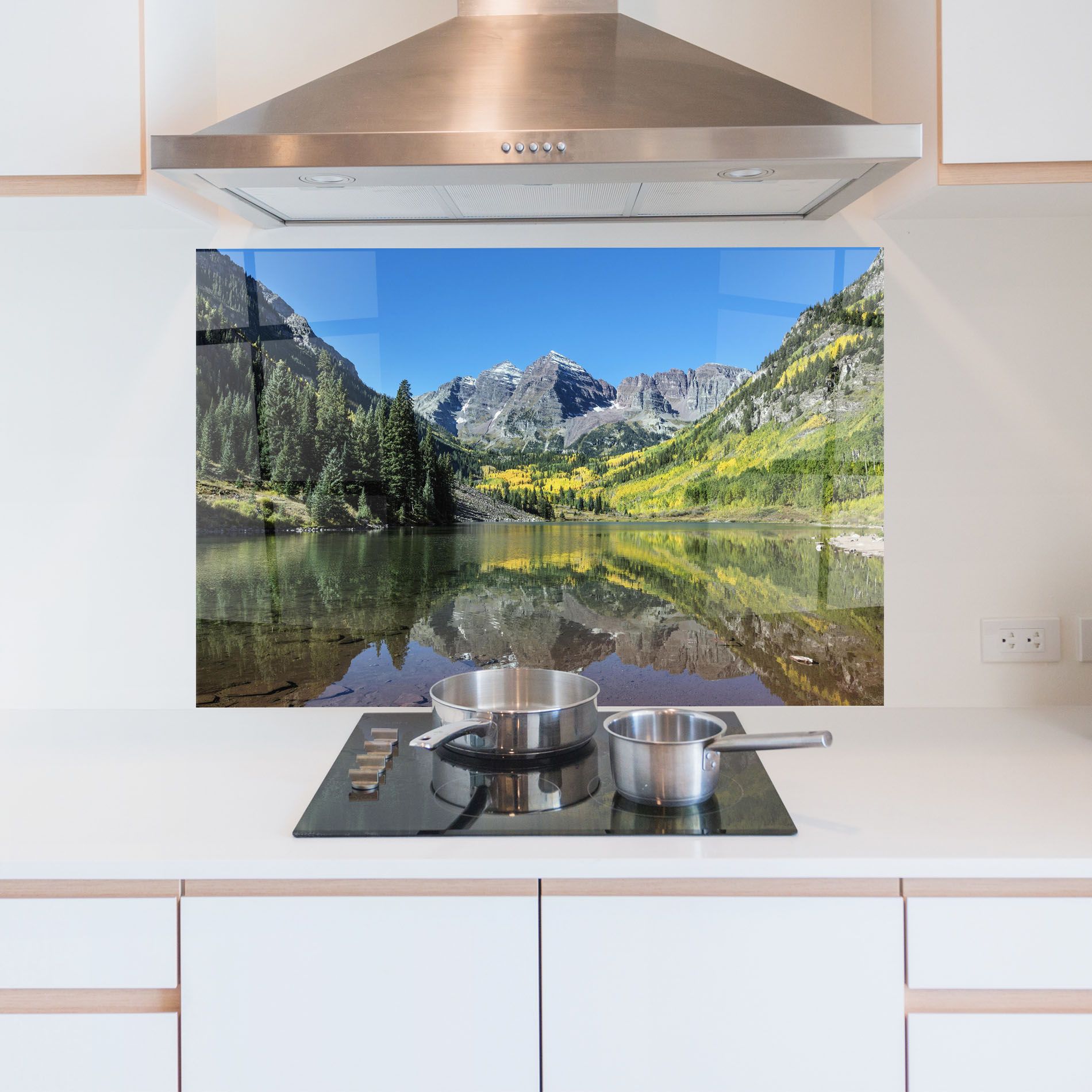 Lake Green Mountain mockup 5