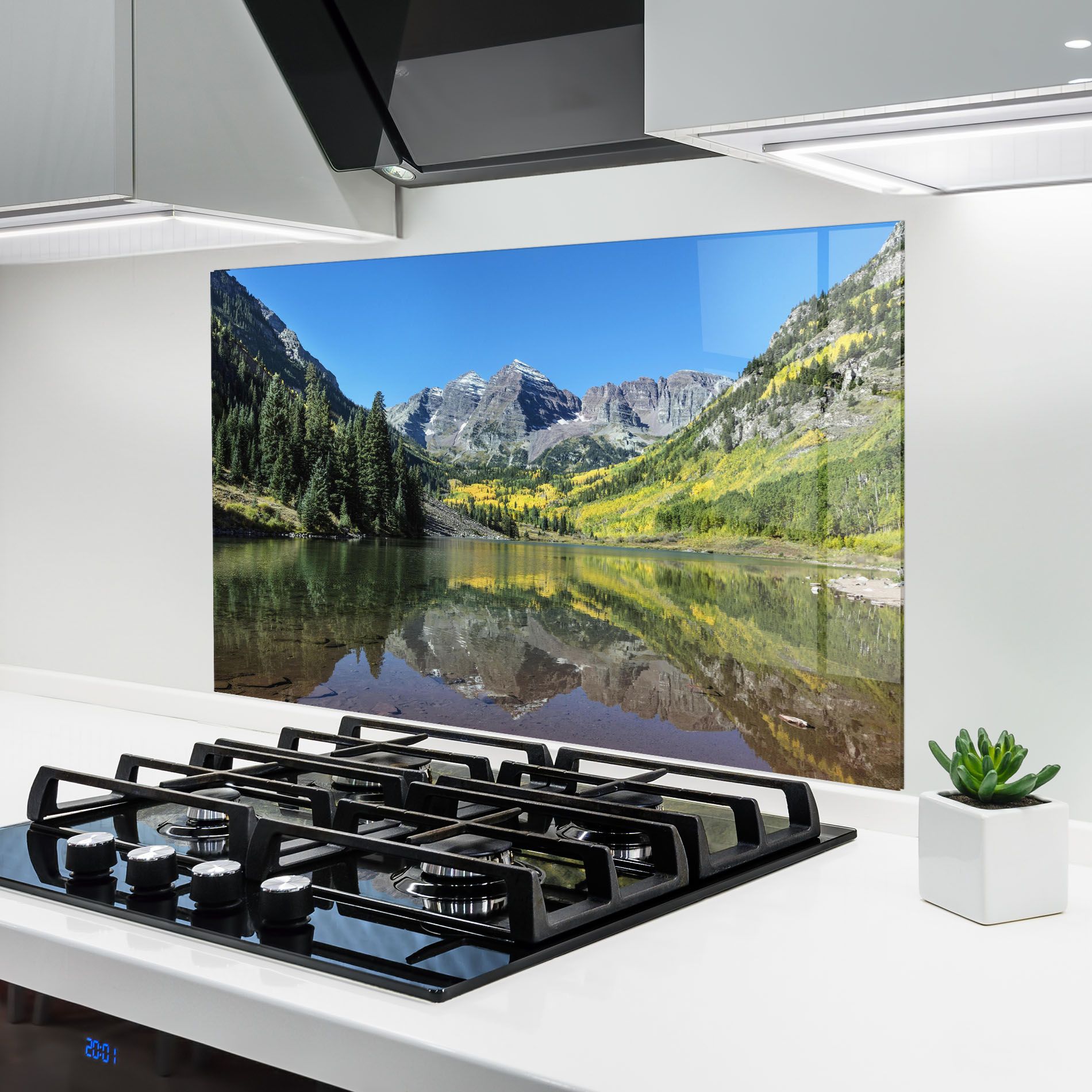 Lake Green Mountain mockup 6