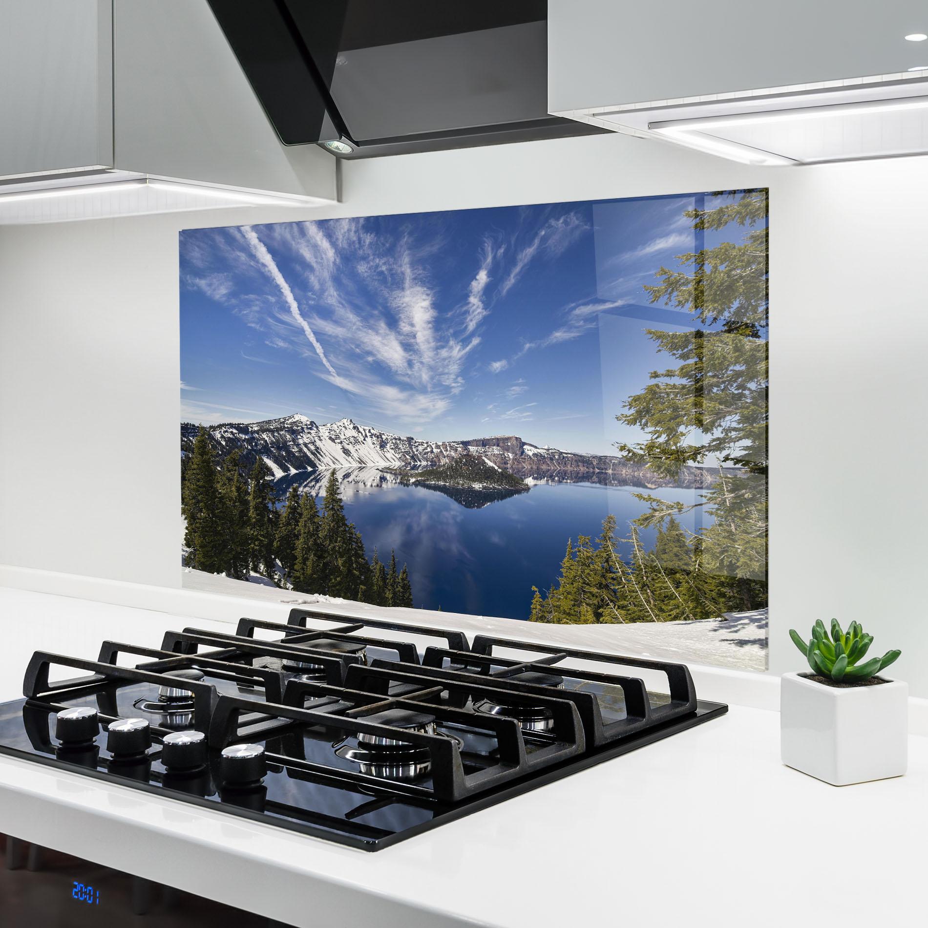 Küchenrückwand Glas White Snowy Mountain mockup 6