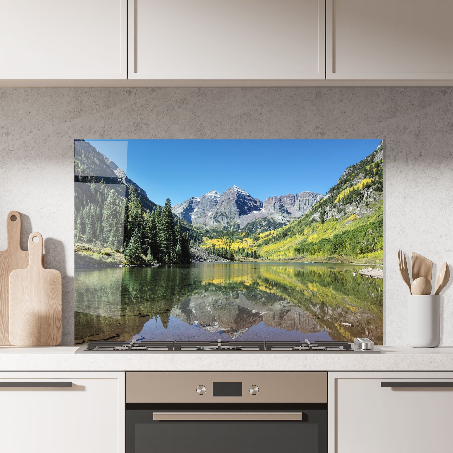 Lake Green Mountain mockup 7