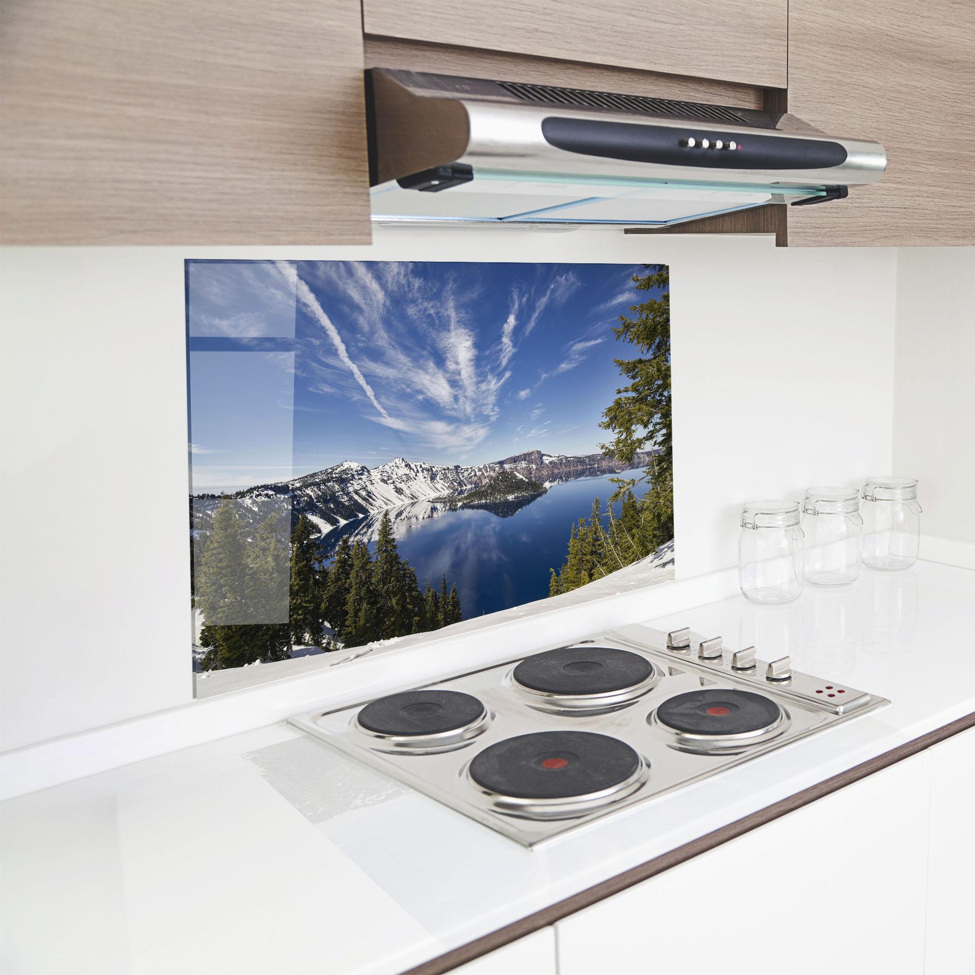 Küchenrückwand Glas White Snowy Mountain mockup 8