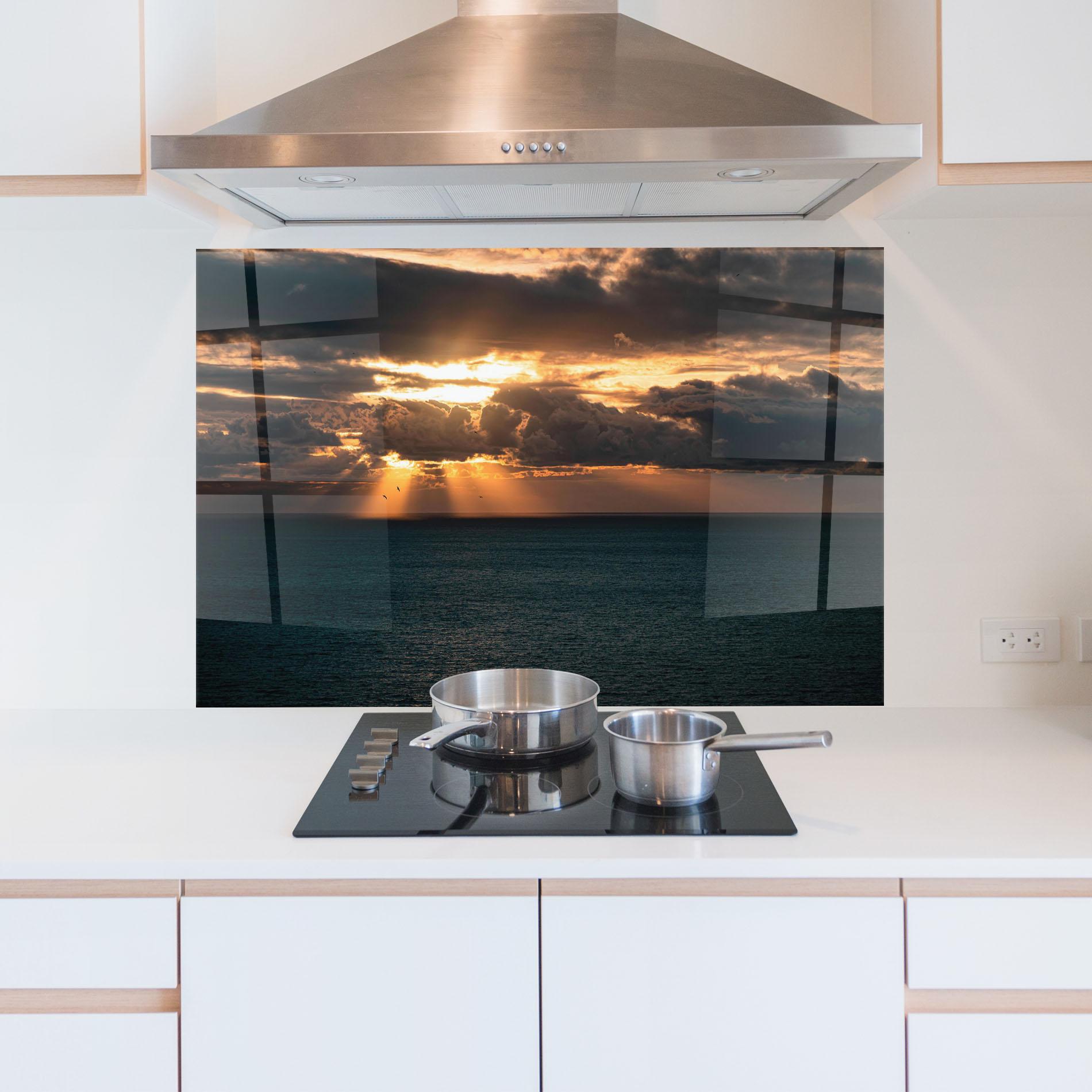 Küchenrückwand Glas Cloudy Sunrise mockup 5
