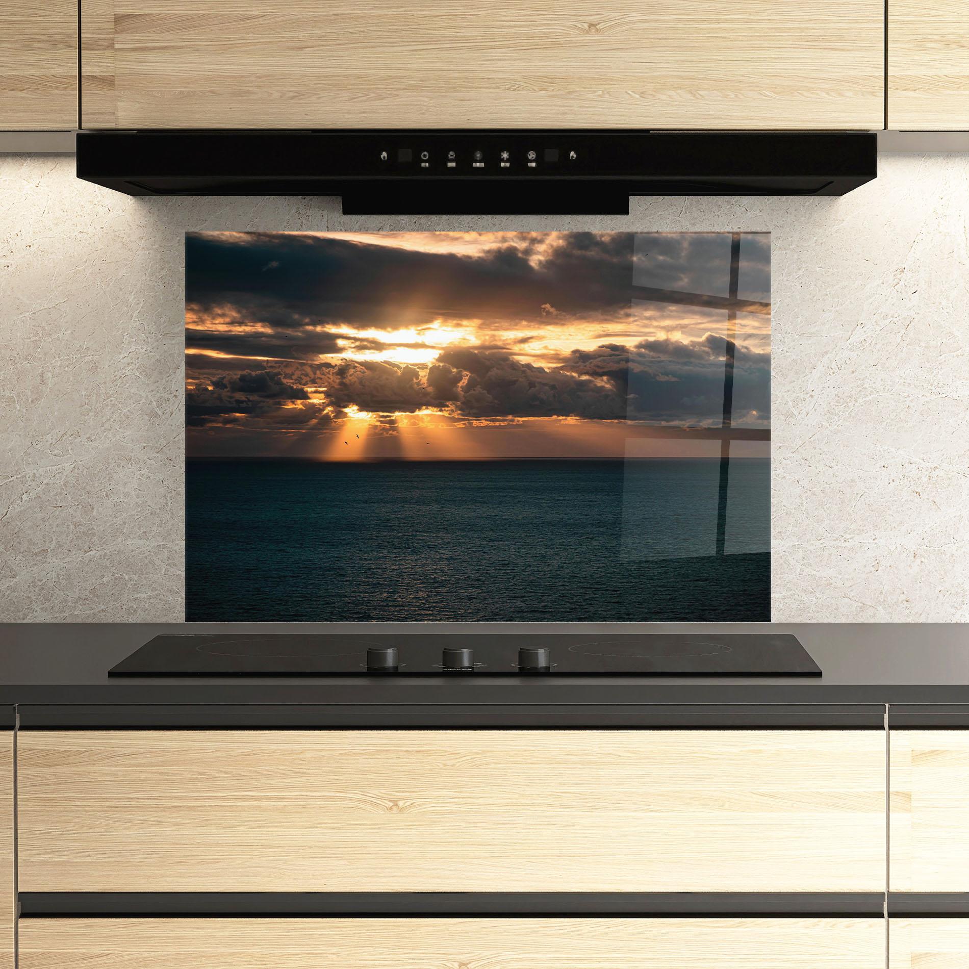 Küchenrückwand Glas Cloudy Sunrise mockup 3