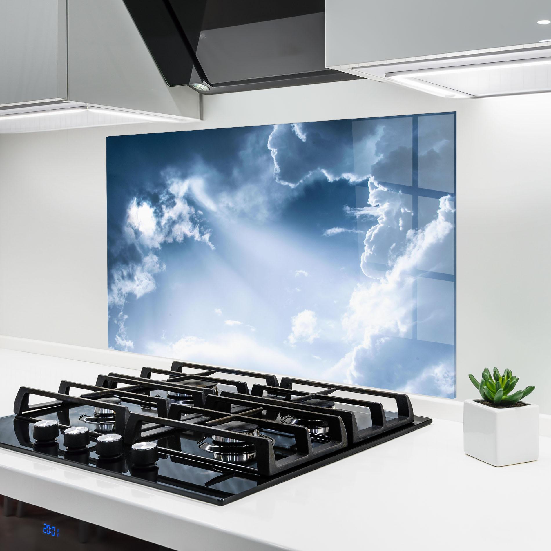 Küchenrückwand Glas Dark Blue Sky mockup 6