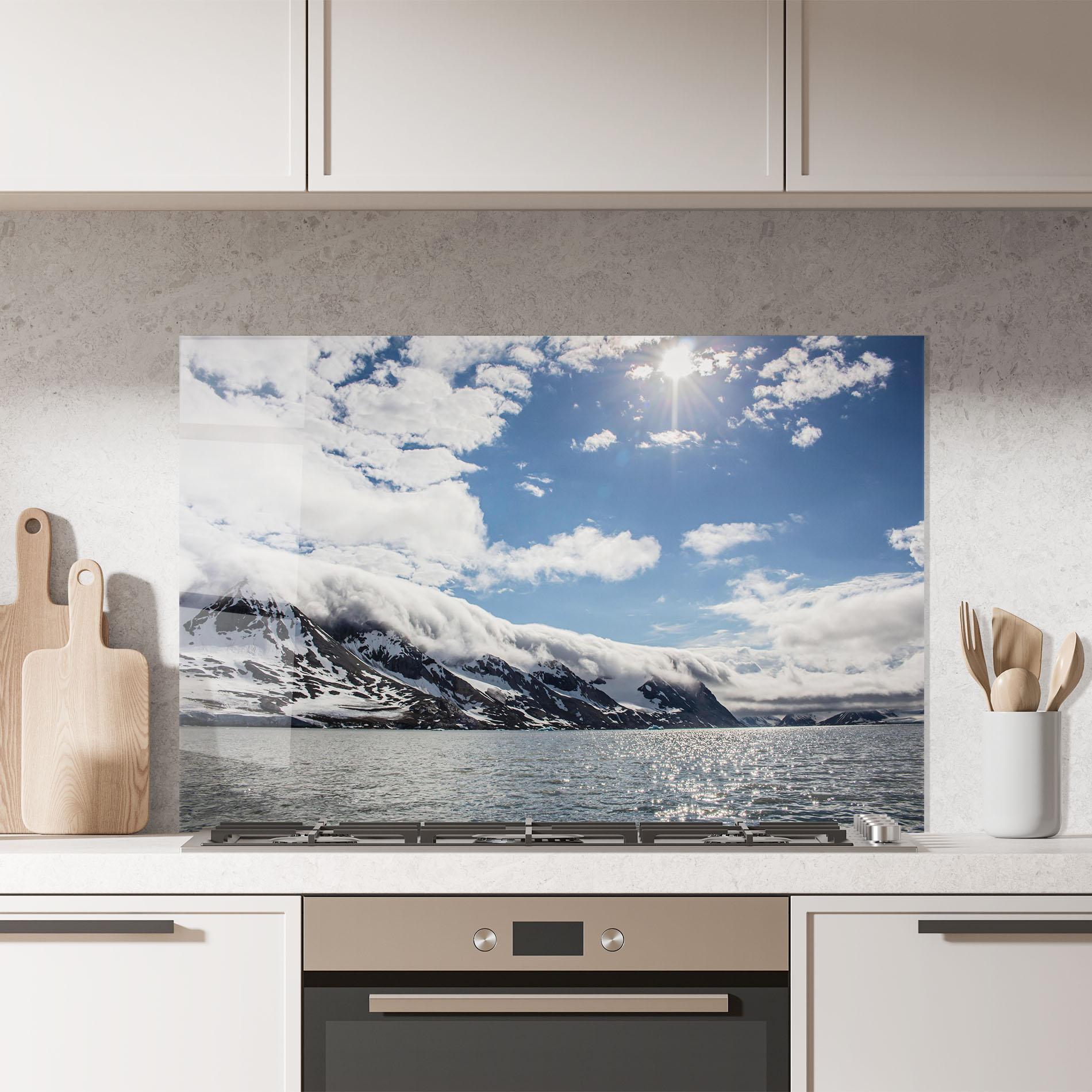Küchenrückwand Glas Clouds Over Ice mockup 7