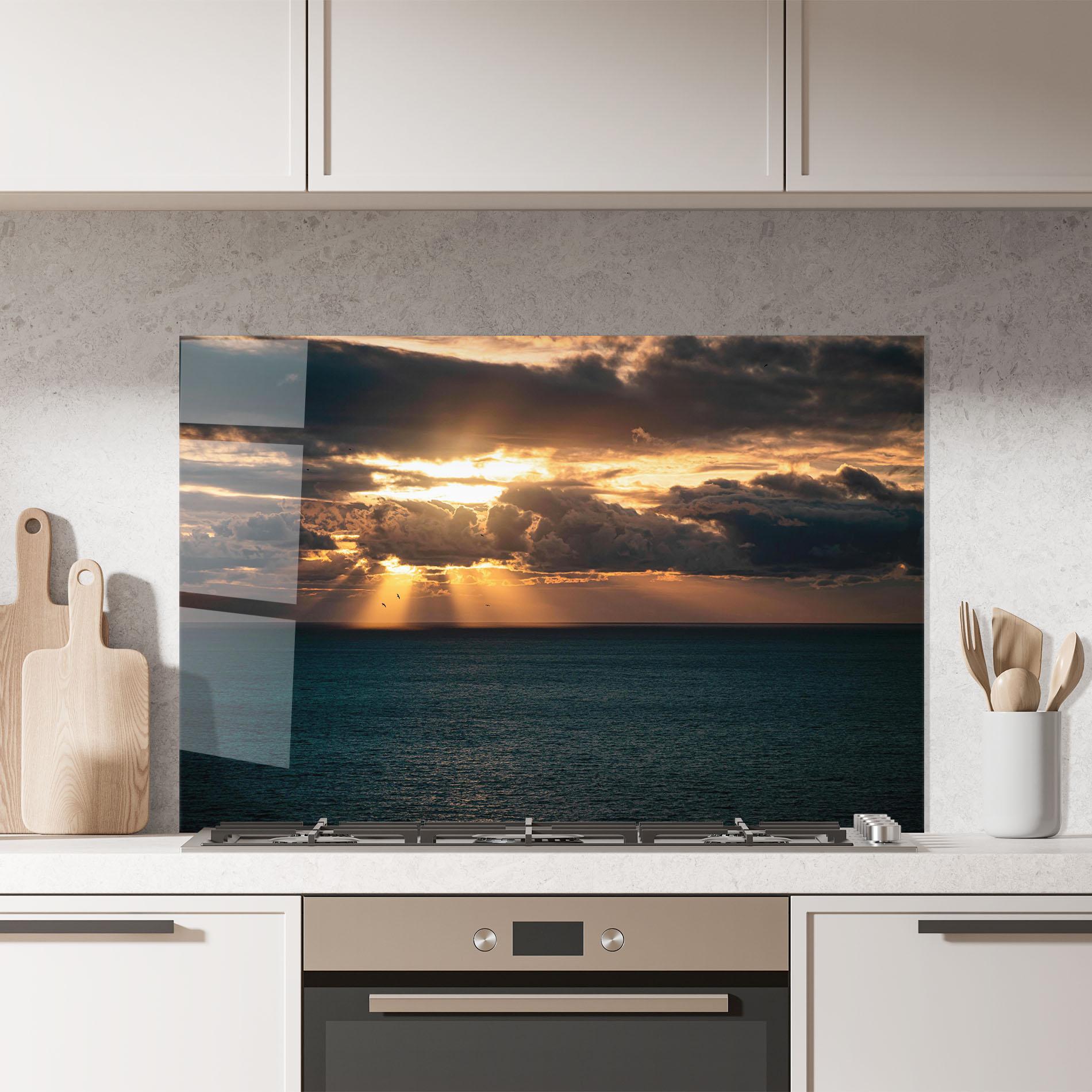 Küchenrückwand Glas Cloudy Sunrise mockup 7