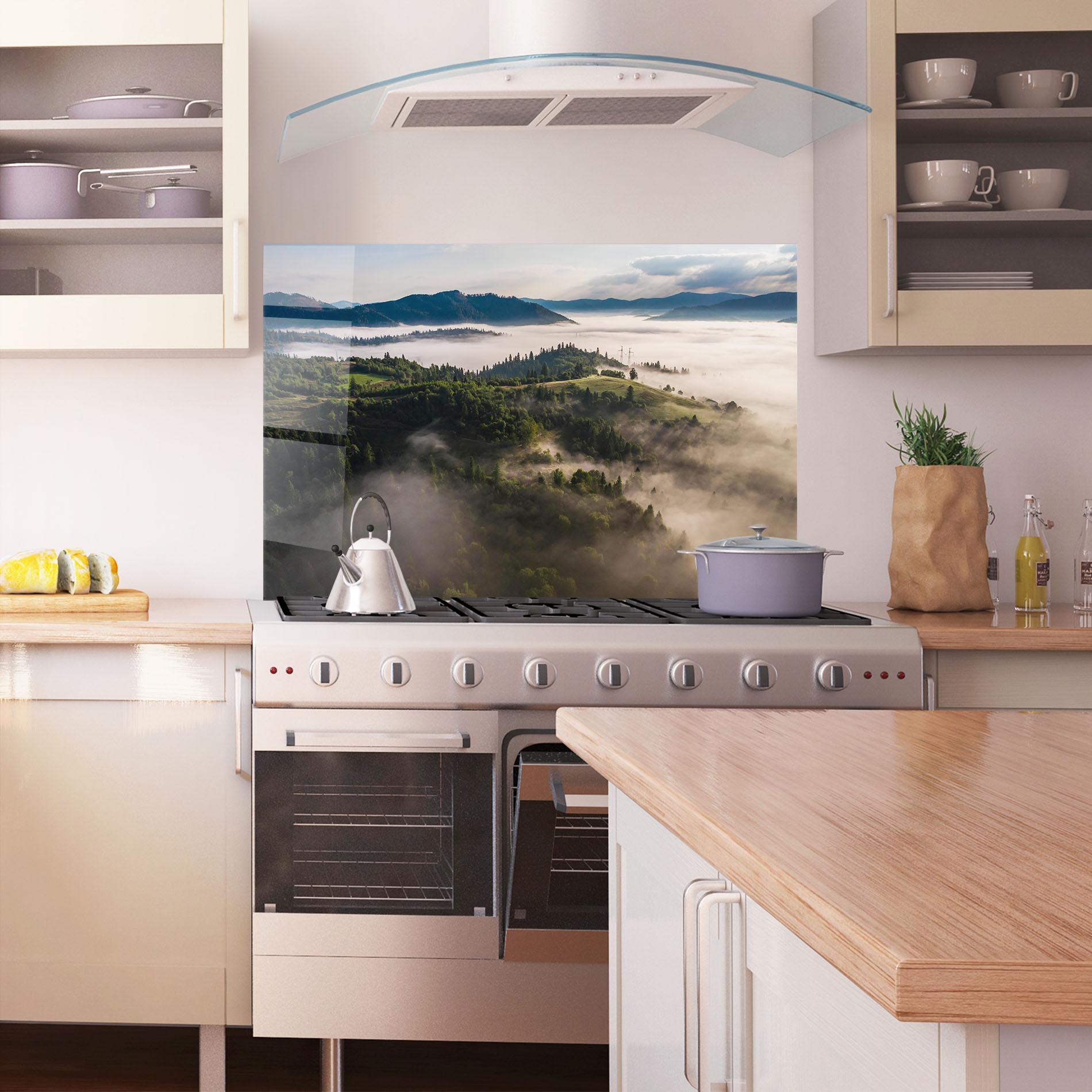 Küchenrückwand Glas Foggy Forest View mockup 1