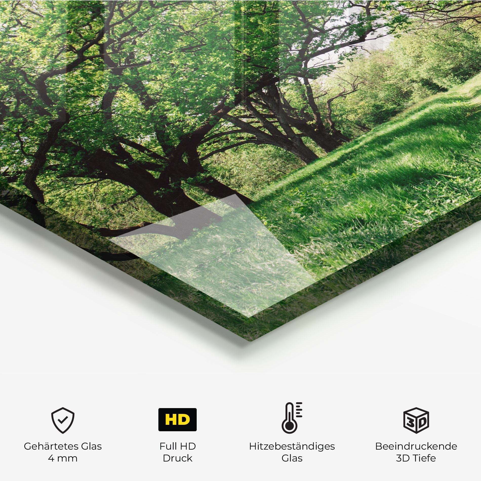 Küchenrückwand Glas Forest Green Path mockup 2