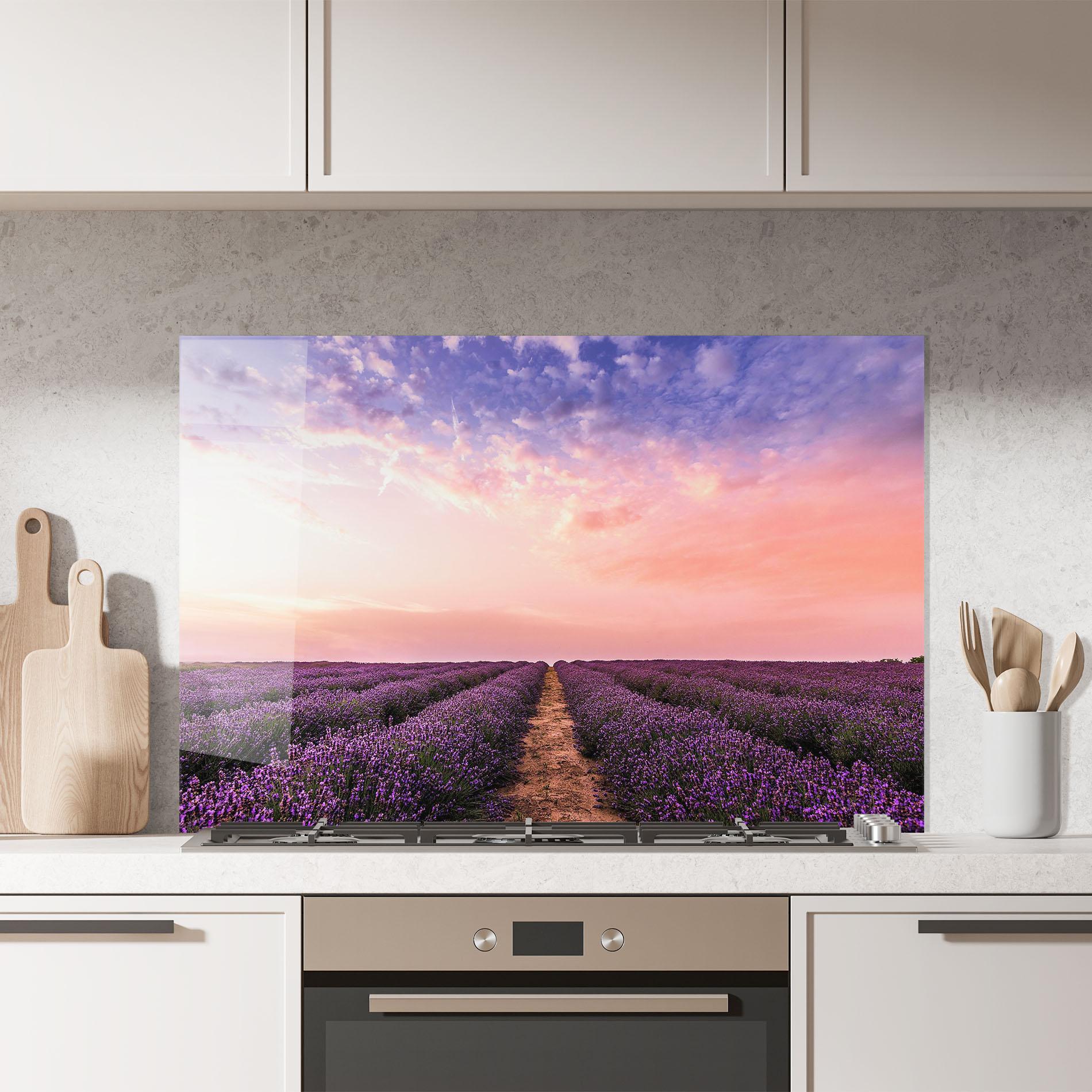 Küchenrückwand Glas Lavender Field mockup 7