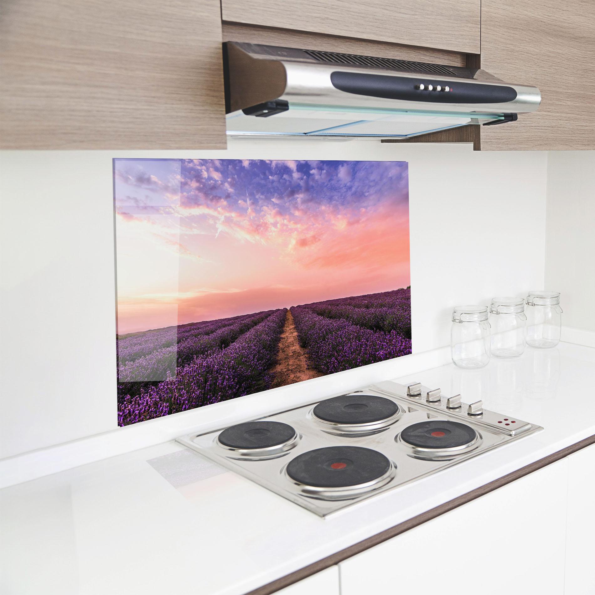 Küchenrückwand Glas Lavender Field mockup 8