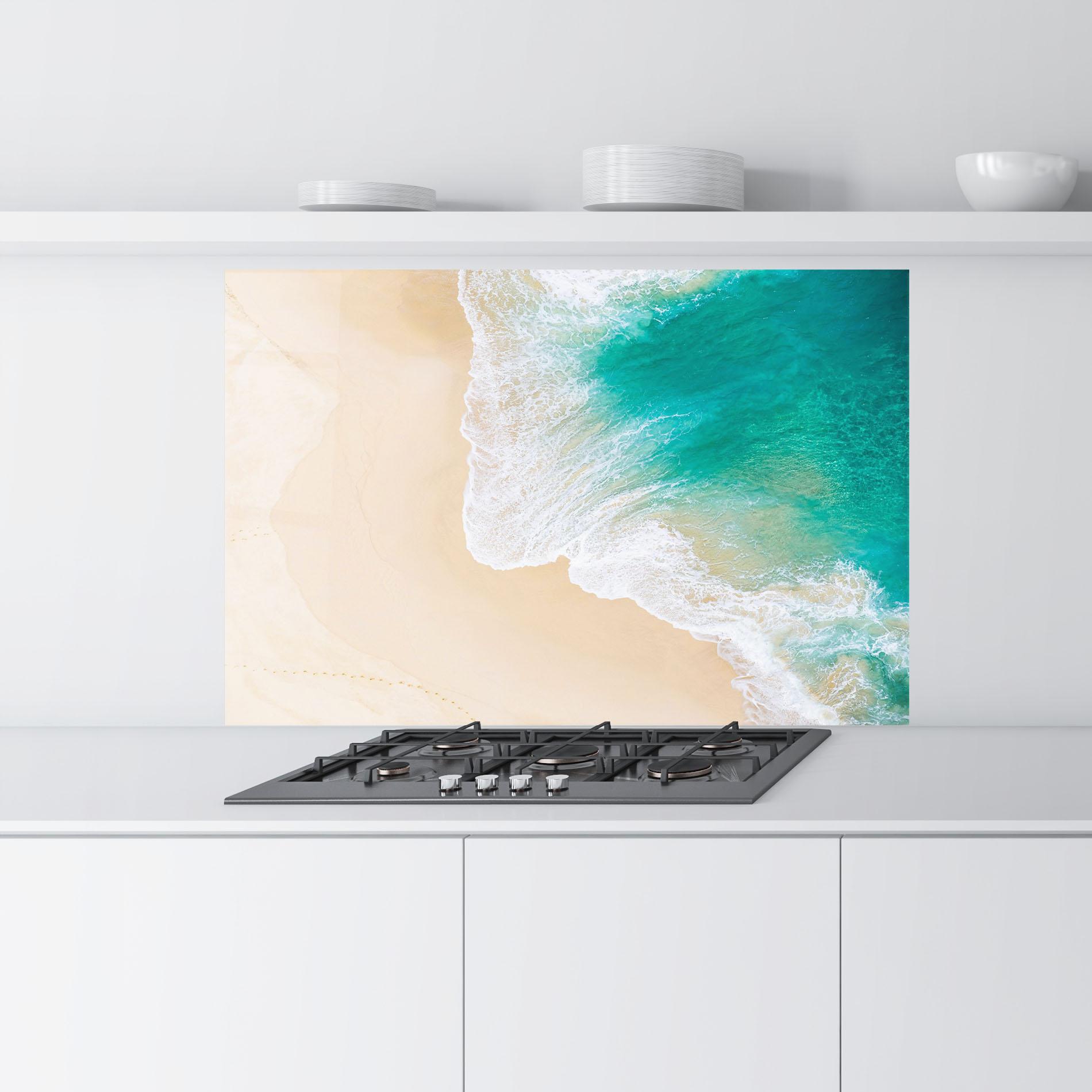 Küchenrückwand Glas Beautiful Blue Waves mockup 9
